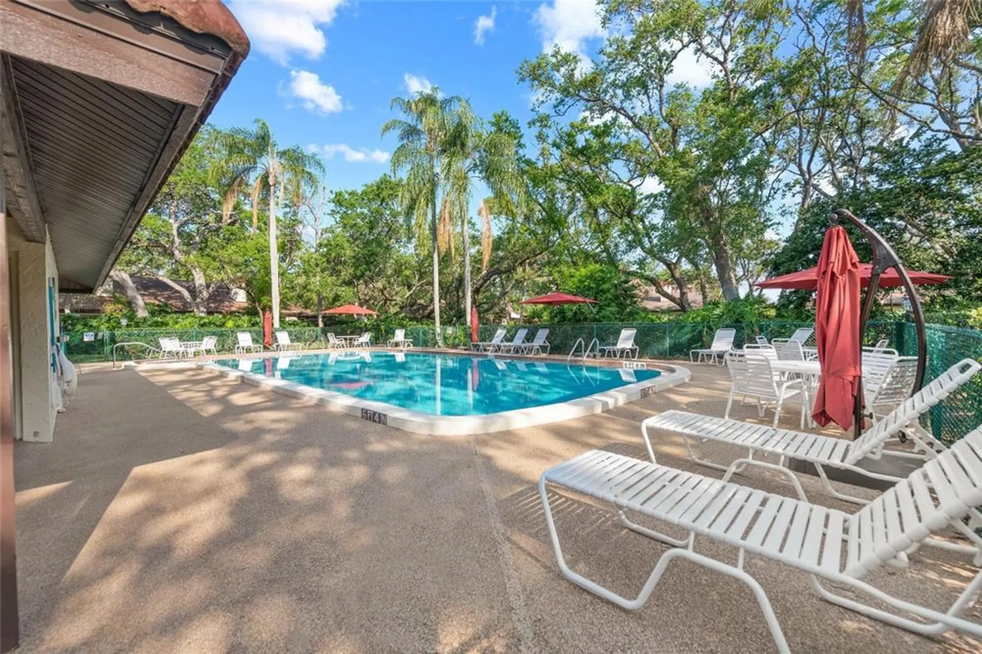 Property Slideshow image 42 of 43 | 4637 willow wood cir 44, Sarasota, FL, 34241