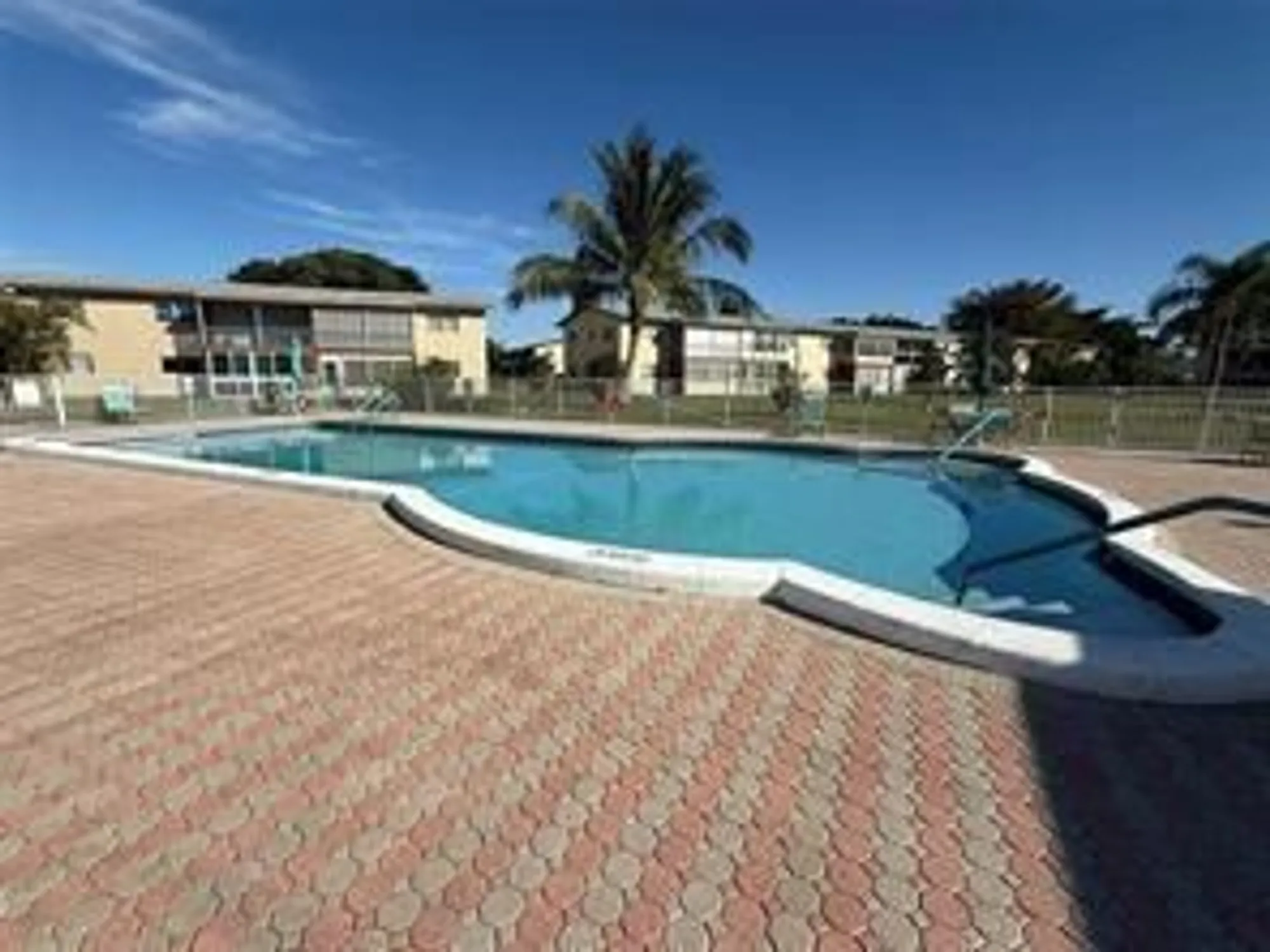 Property Slideshow image 1 of 32 | 7600 nw 5th pl apt 102, Margate, FL, 33063