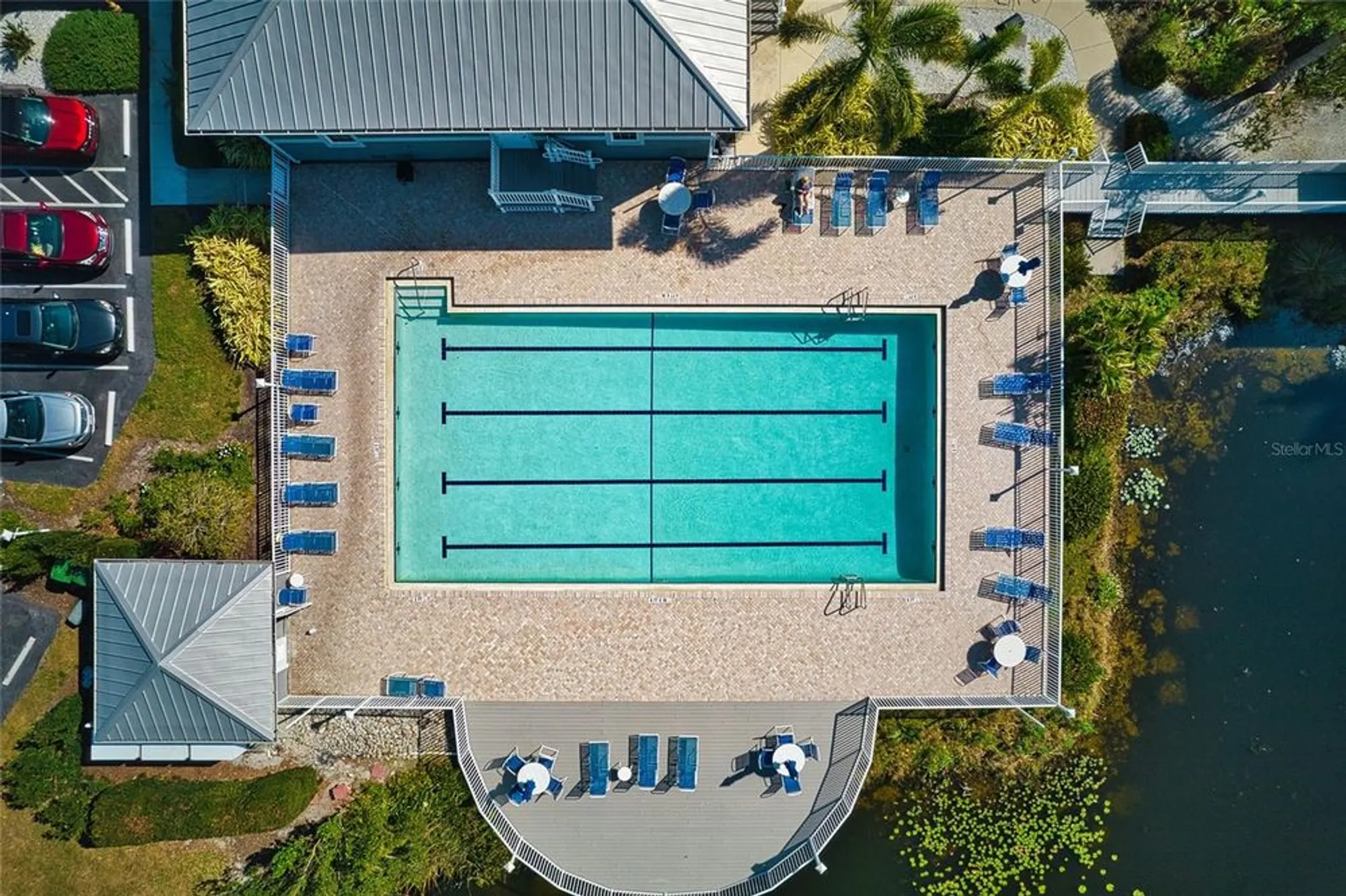 Property Slideshow image 51 of 57 | 801 waterside ln, Bradenton, FL, 34209