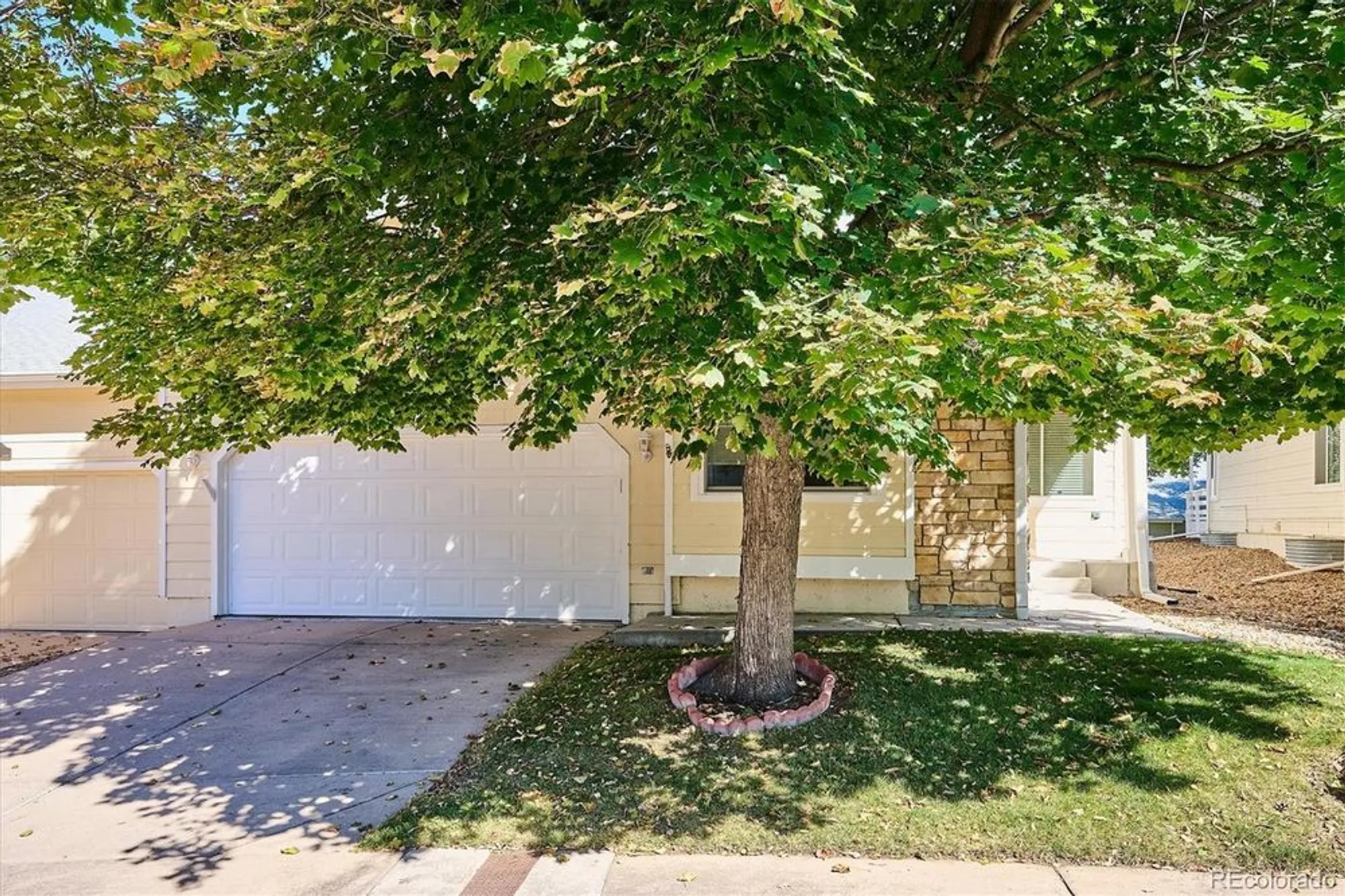 Property Slideshow image 1 of 10 | 7 dunbarton ct, Highlands Ranch, CO, 80130