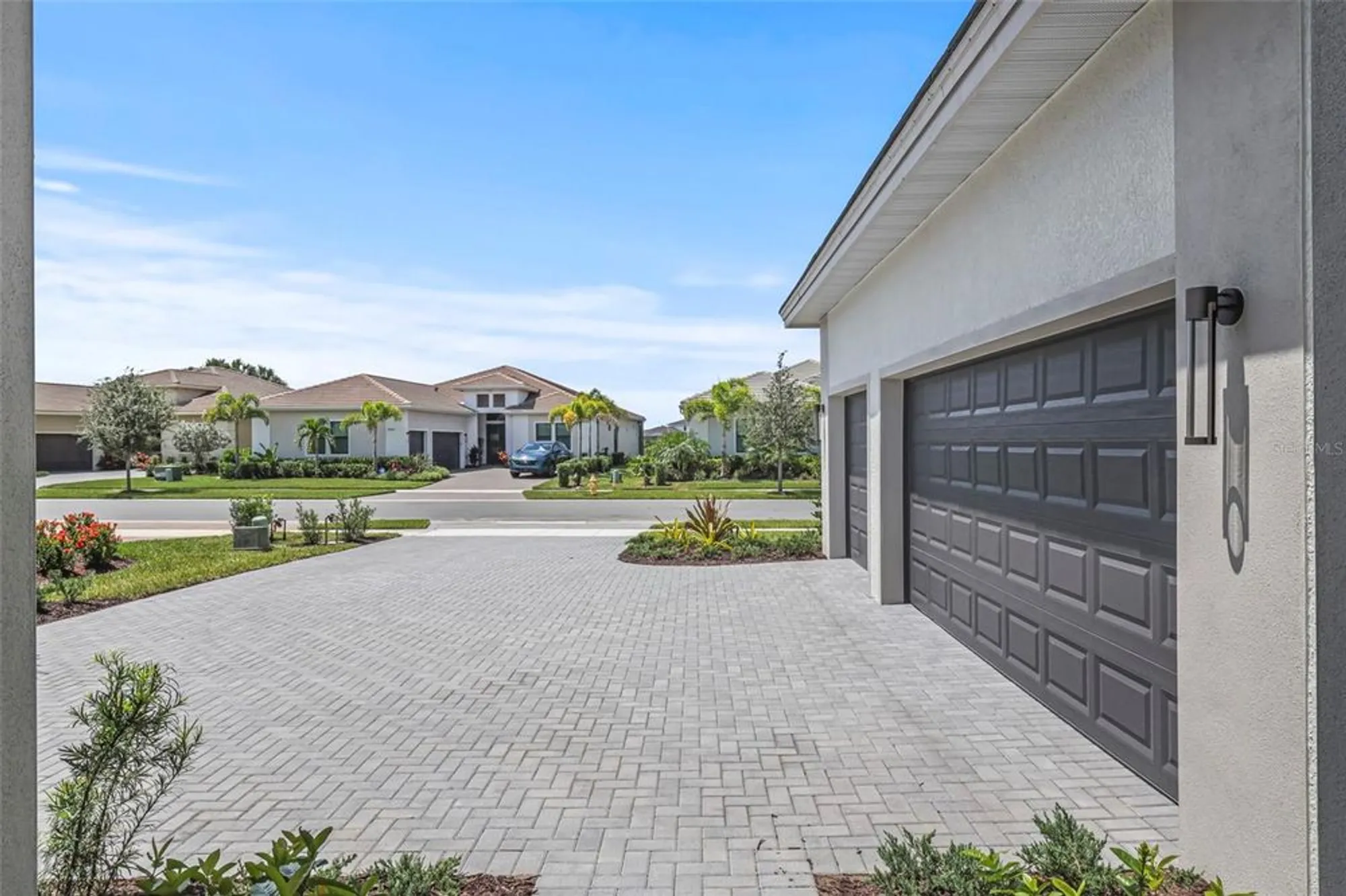 Property Slideshow image 5 of 80 | 4918 kiva cir, Lakewood Ranch, FL, 34211