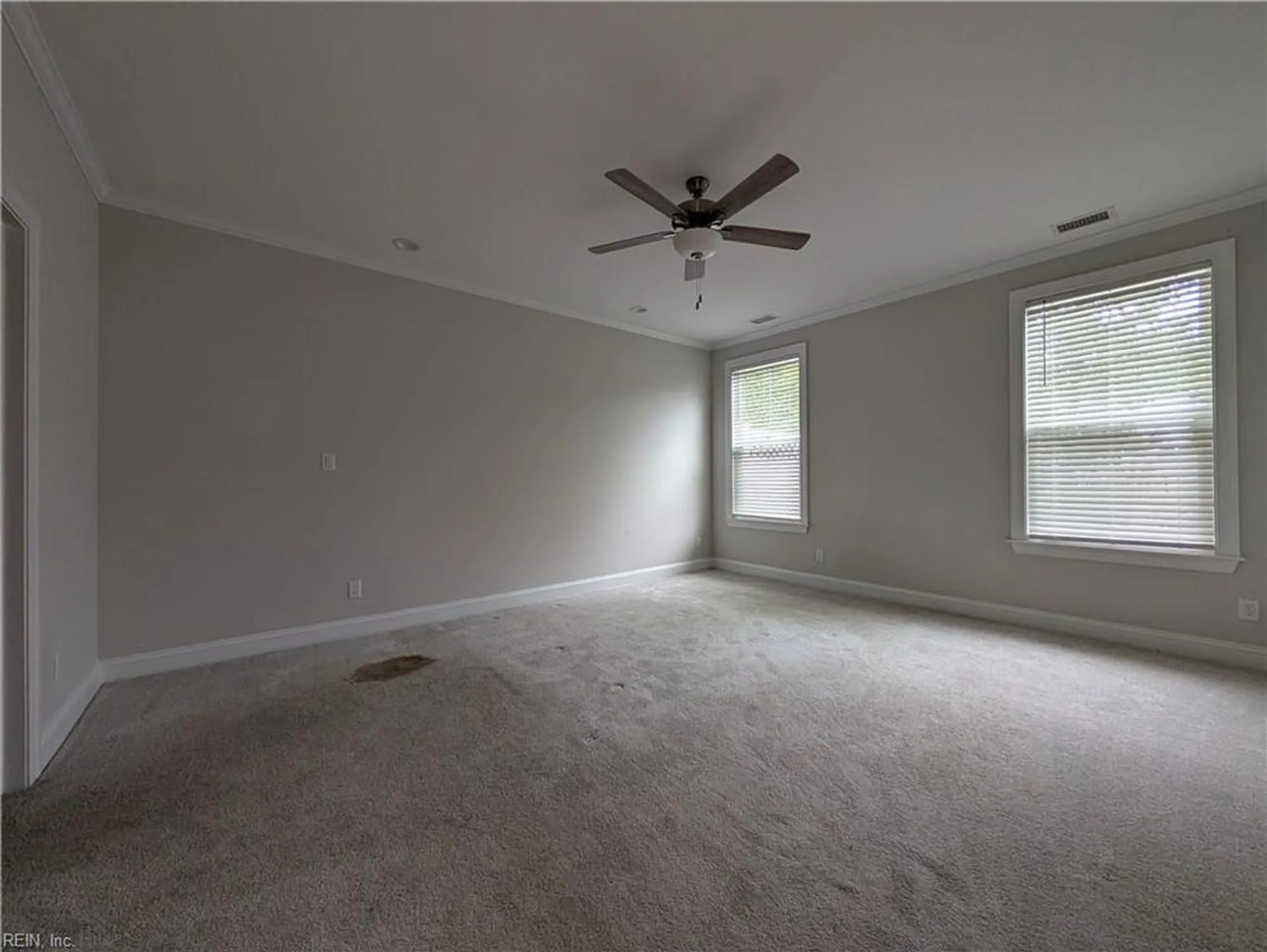 Property Slideshow image 8 of 18 | 4644 longleaf pl, Chesapeake, VA, 23321