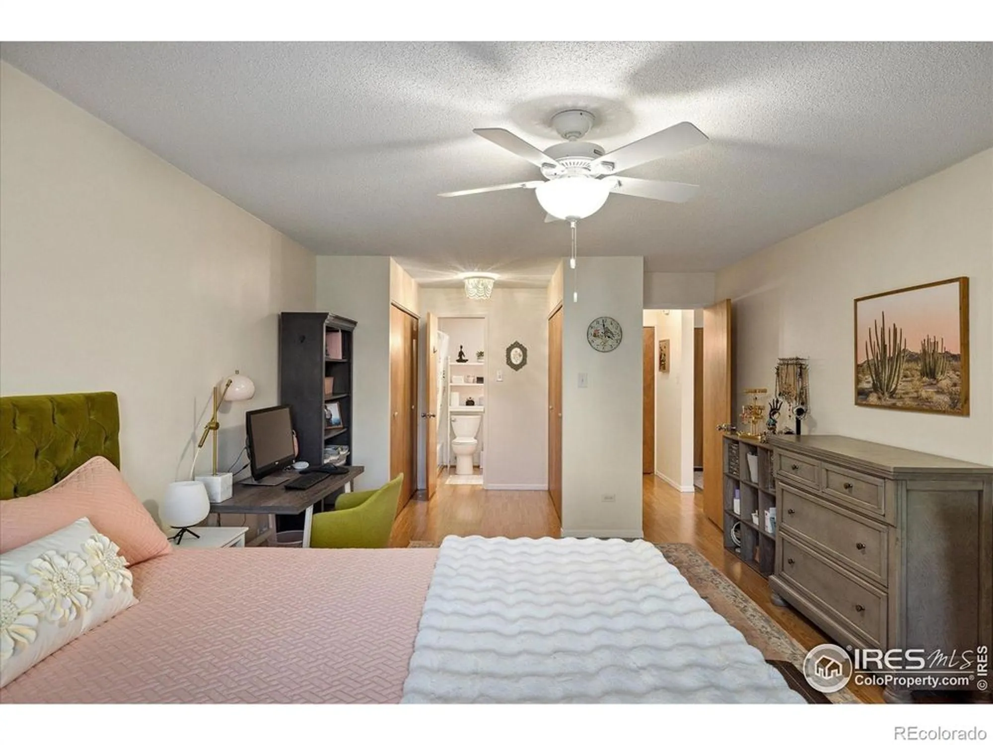 Property Slideshow image 13 of 27 | 660 s alton way apt 6b, Denver, CO, 80247