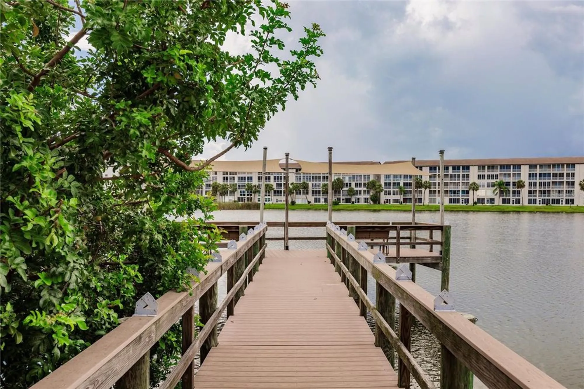 Property Slideshow image 48 of 64 | 3635 lake bayshore dr j-410, Bradenton, FL, 34205