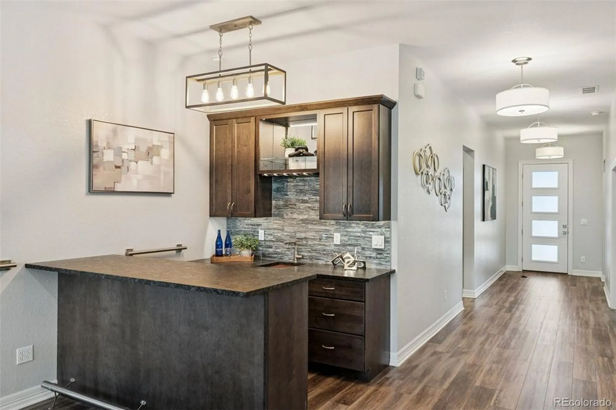 Property Slideshow image 11 of 50 | 532 woodroot cir, Castle Rock, CO, 80104