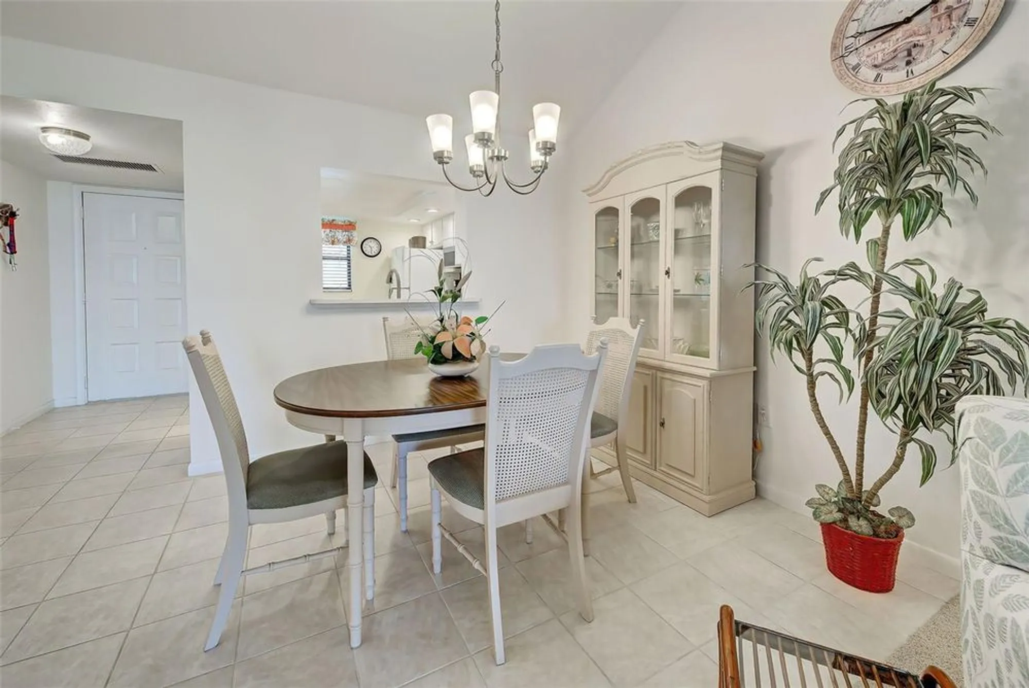 Property Slideshow image 8 of 44 | 1100 capri isles blvd 324, Venice, FL, 34292