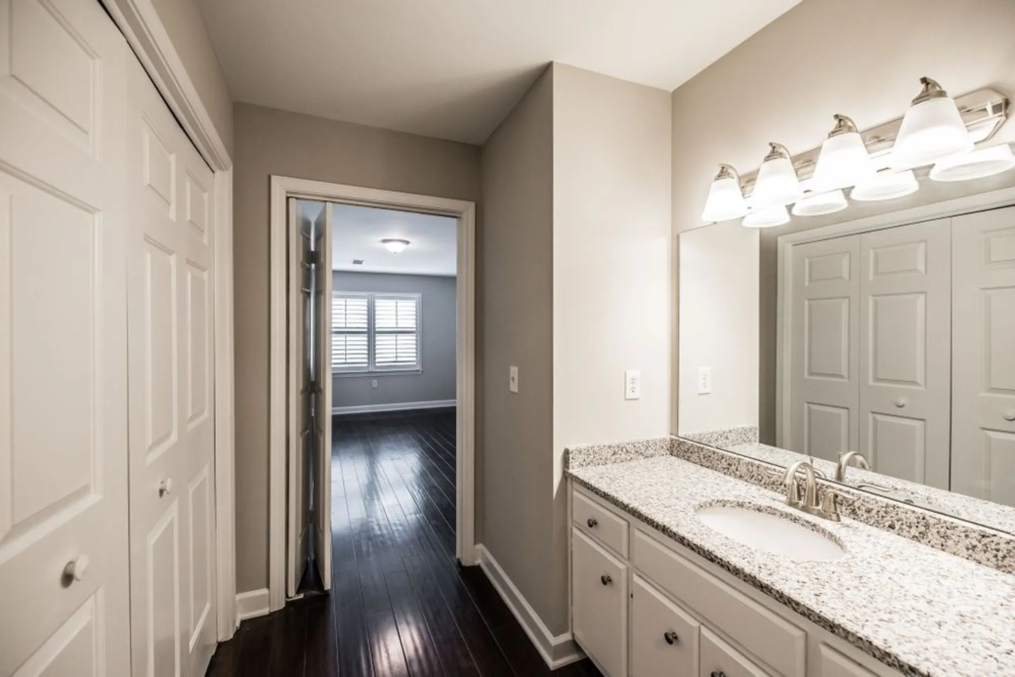 Property Slideshow image 18 of 37 | 260 cana cir, Nashville, TN, 37205
