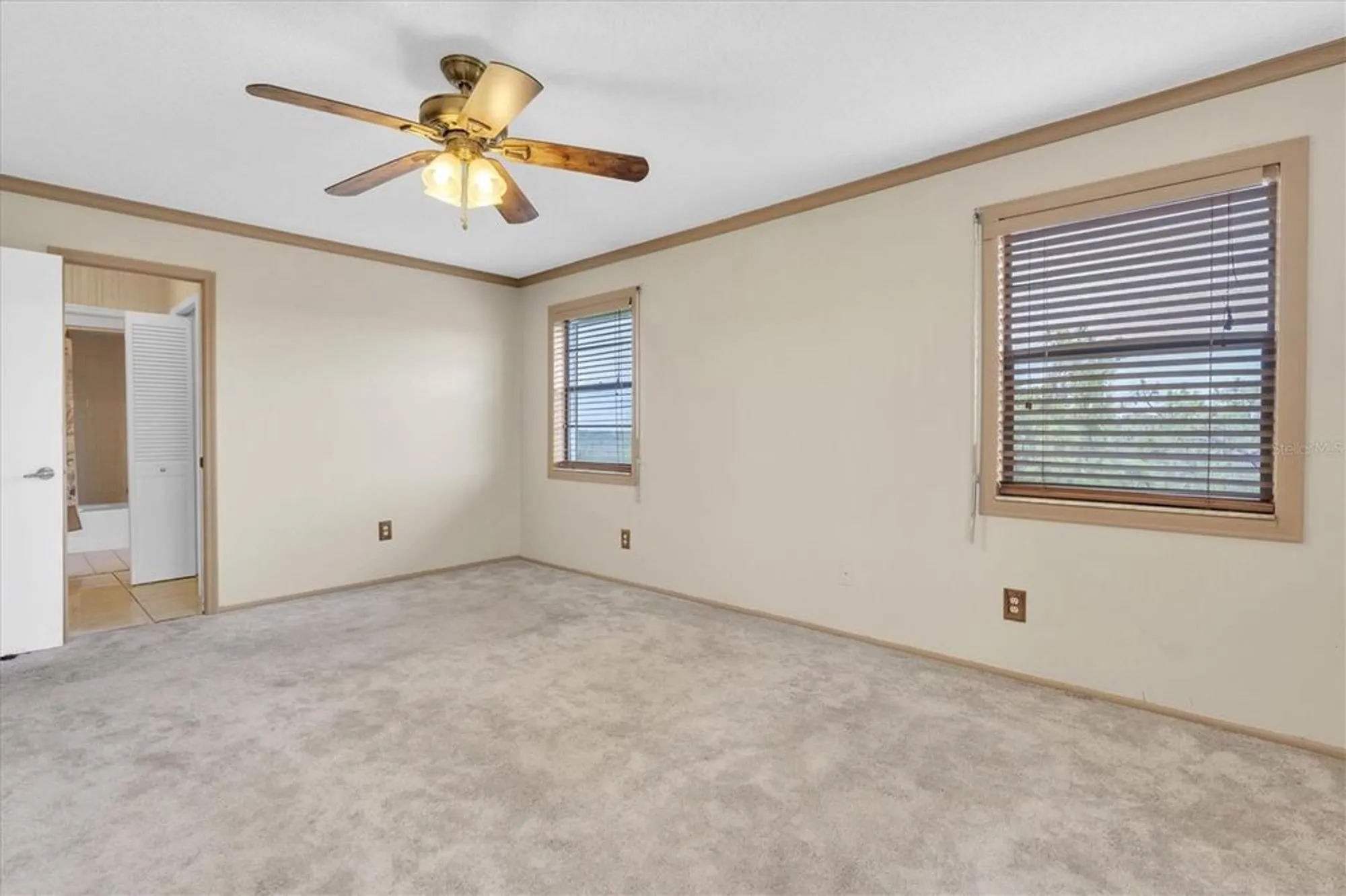 Property Slideshow image 19 of 48 | 8198 terrace garden dr n unit 511, Saint Petersburg, FL, 33709