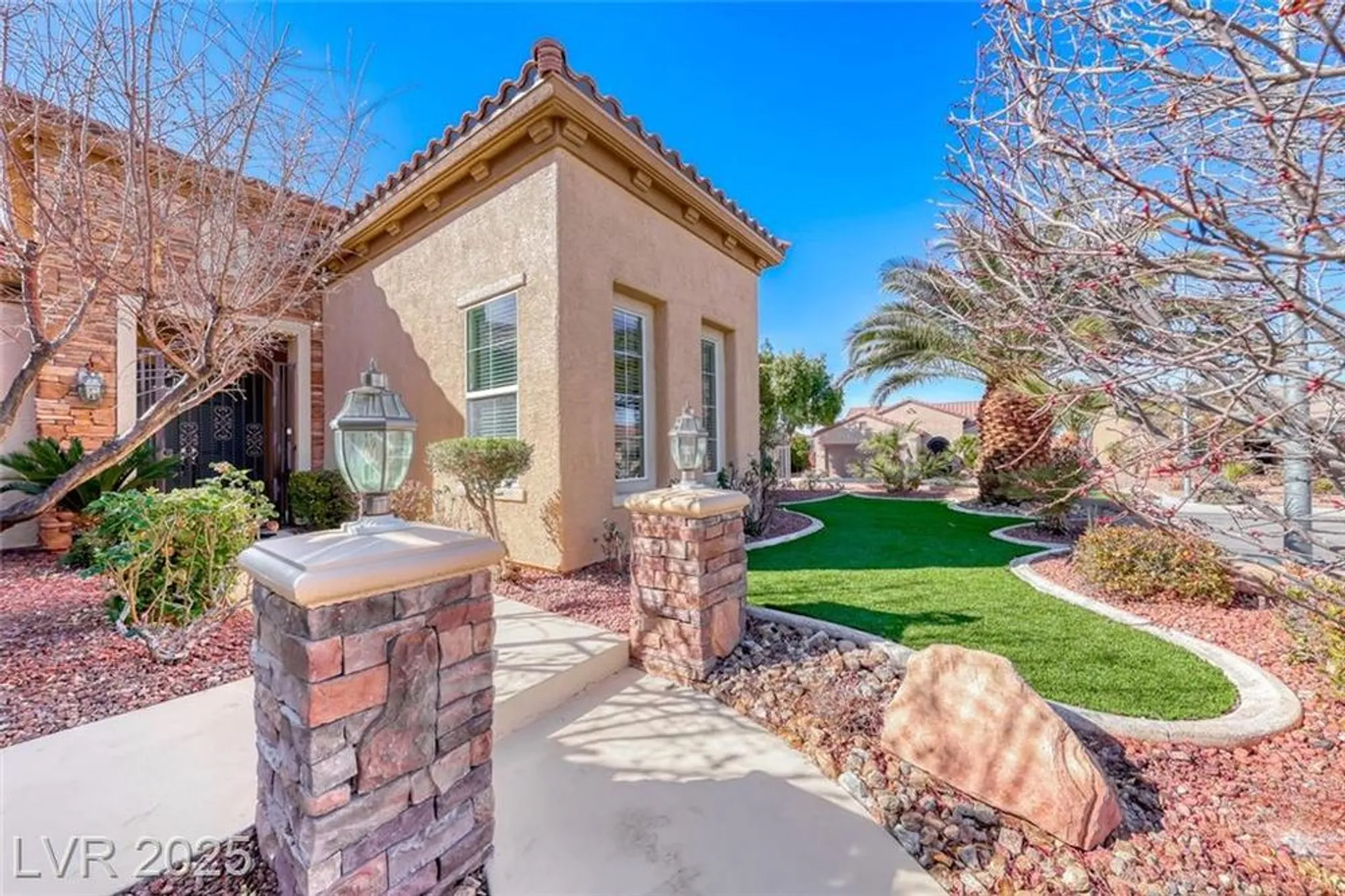Property Slideshow image 4 of 68 | 2357 wisconsin dells dr, Henderson, NV, 89044