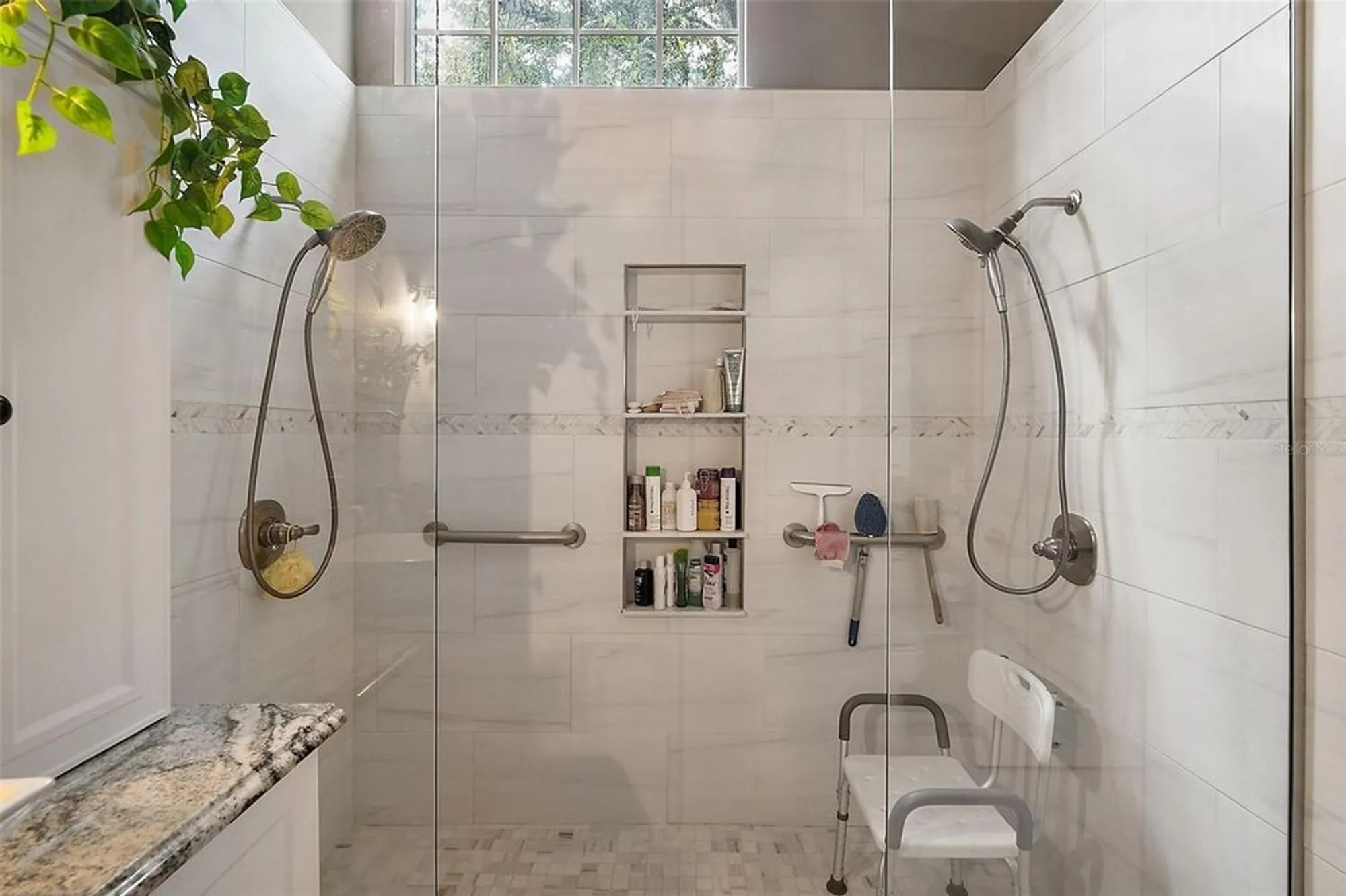 Property Slideshow image 19 of 29 | 25102 meriweather rd, Leesburg, FL, 34748