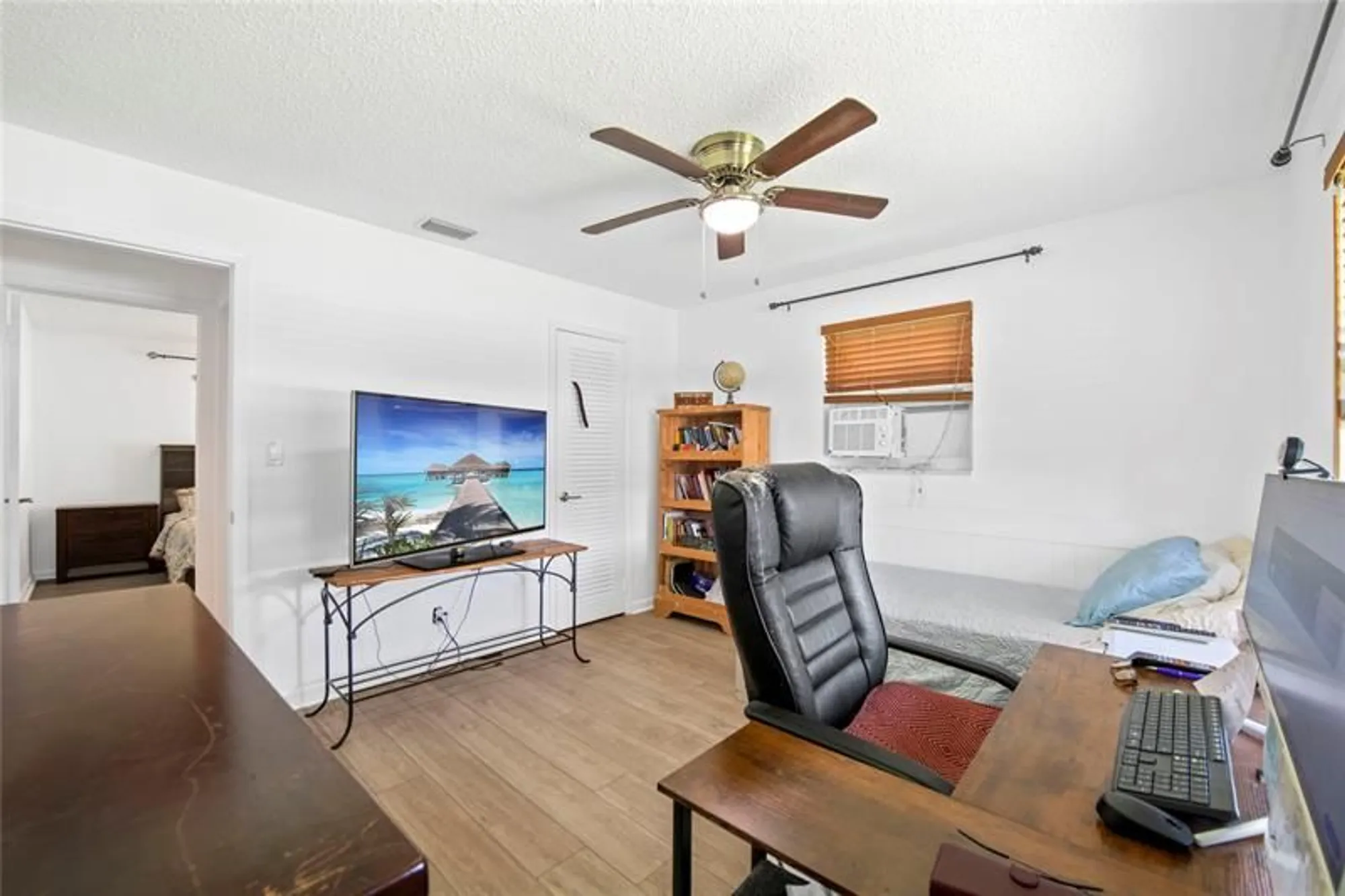Property Slideshow image 19 of 35 | 220 s golf blvd, Pompano Beach, FL, 33064
