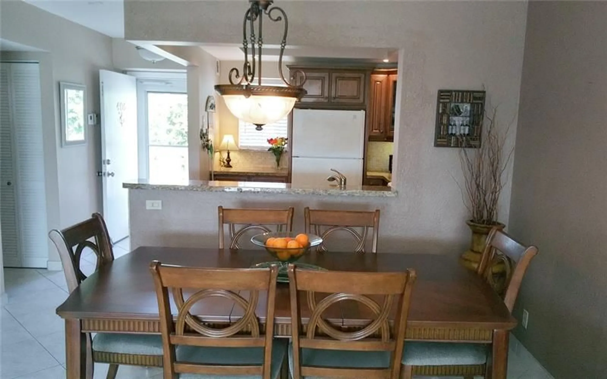 Property Slideshow image 12 of 62 | 206 se 10th st 406, Dania Beach, FL, 33004