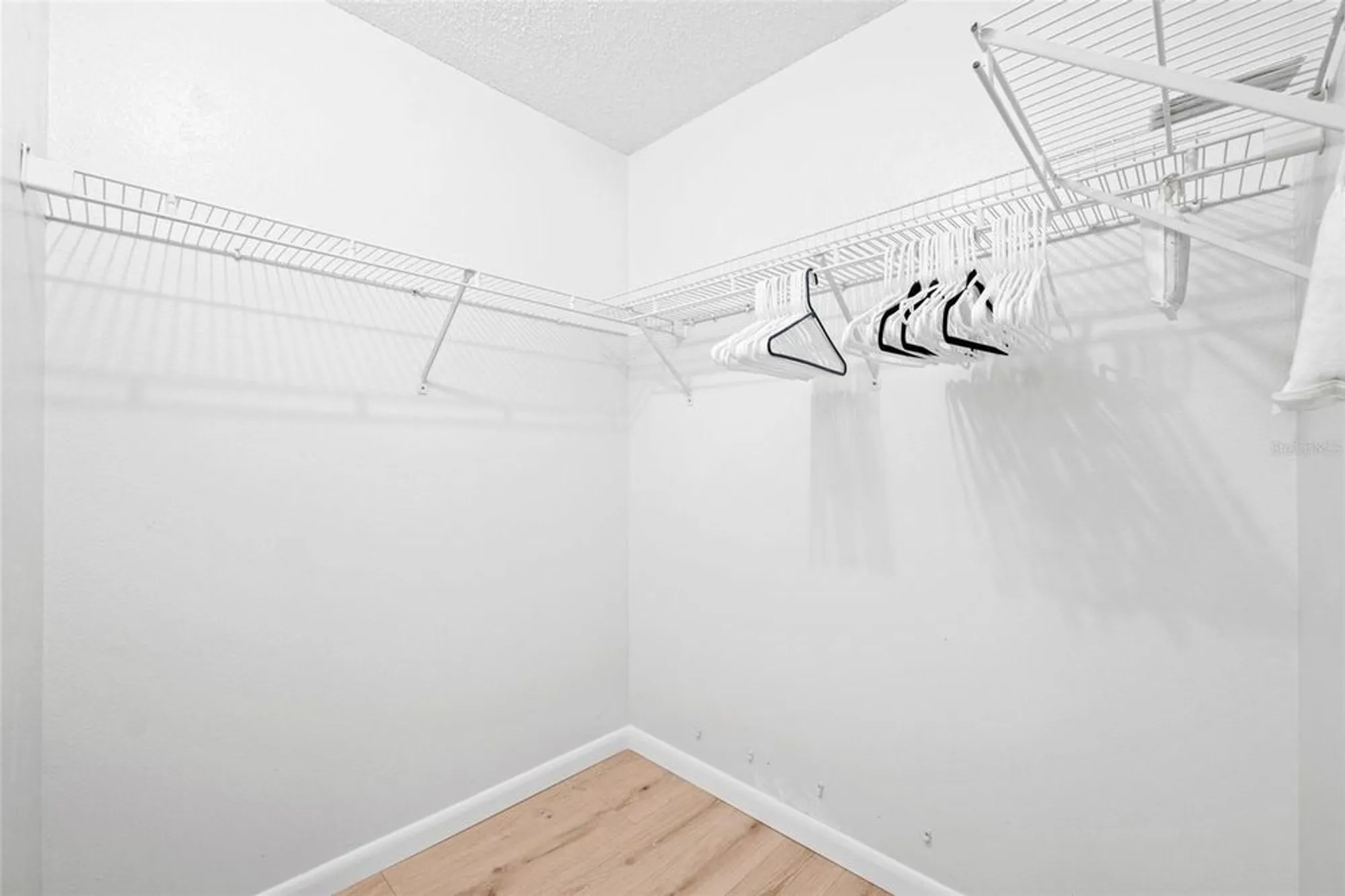 Property Slideshow image 10 of 17 | 4557 glen holw, New Port Richey, FL, 34653