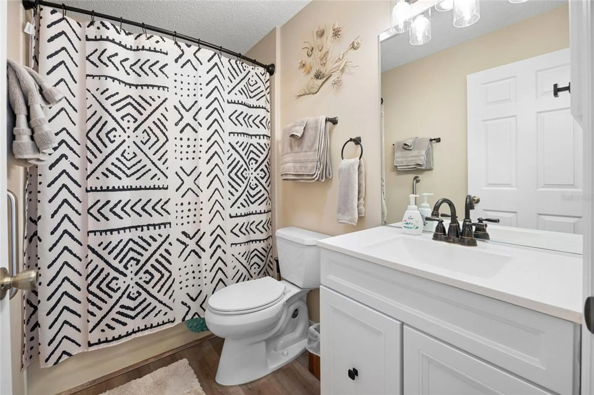 Property Slideshow image 18 of 32 | 913 soledad way, The Villages, FL, 32159