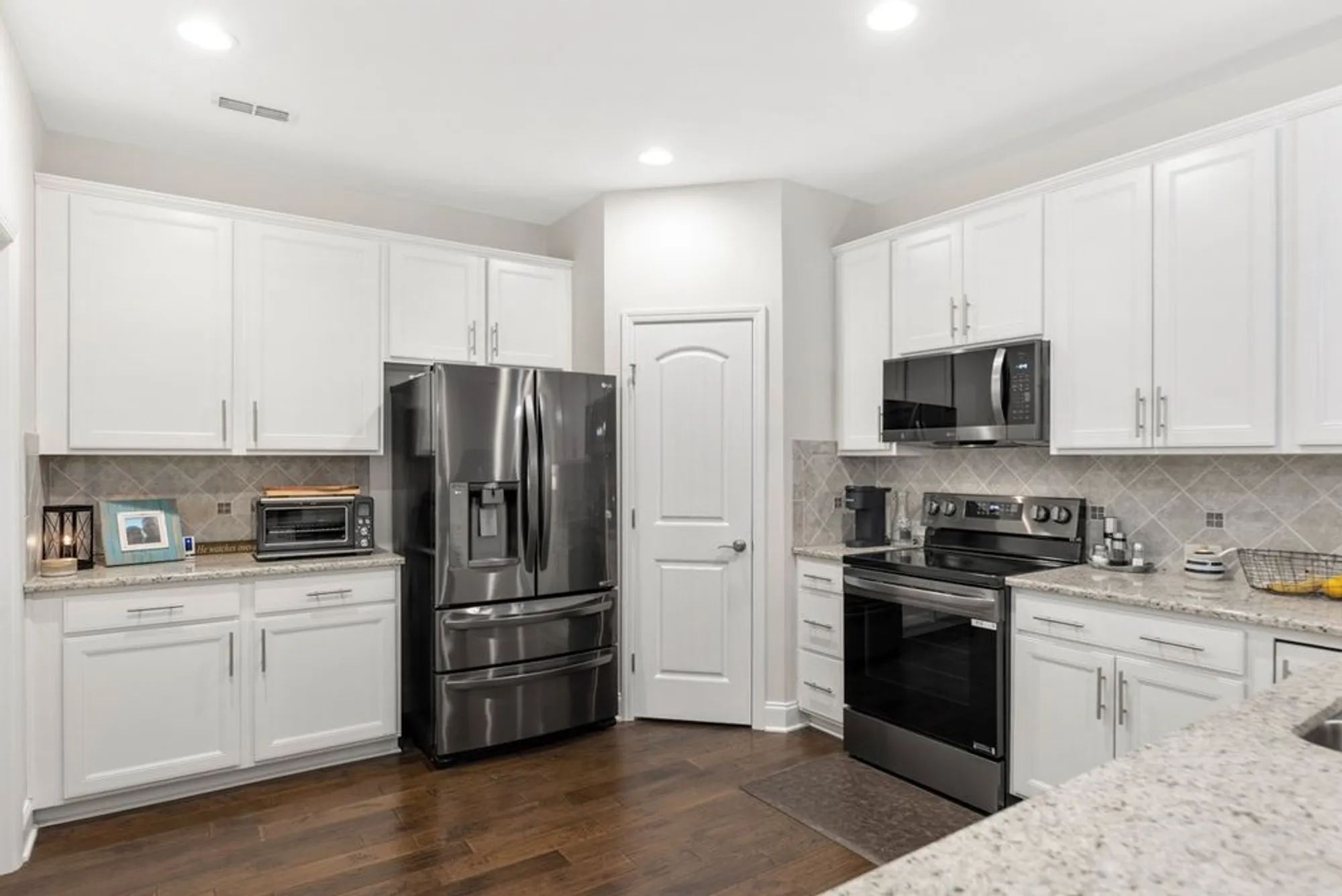 Property Slideshow image 6 of 71 | 240 glennister ct, Gallatin, TN, 37066