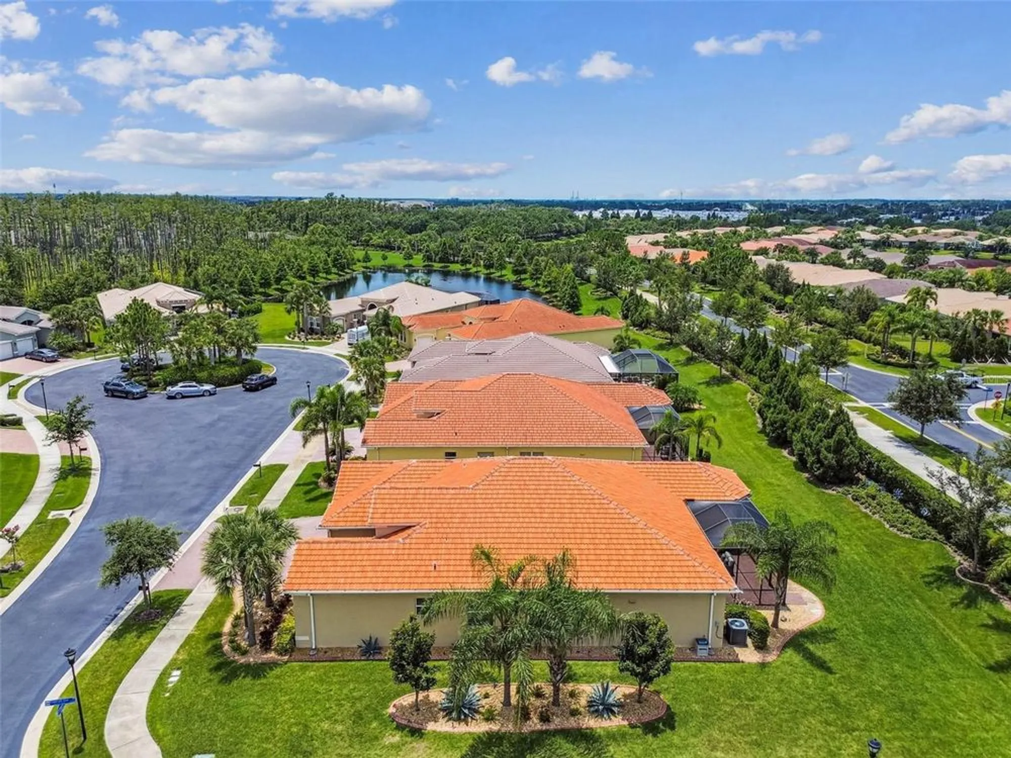 Property Slideshow image 39 of 53 | 16301 garnet glen pl, Wimauma, FL, 33598