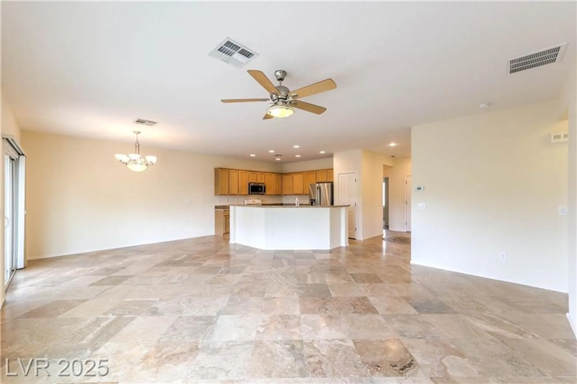 Property Slideshow image 11 of 33 | 7713 songster st, North Las Vegas, NV, 89084