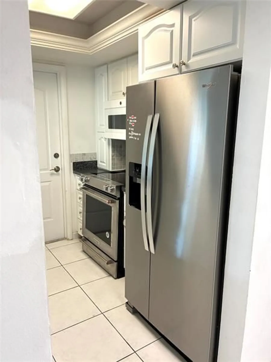 Property Slideshow image 12 of 41 | 320 s golf blvd, Pompano Beach, FL, 33064