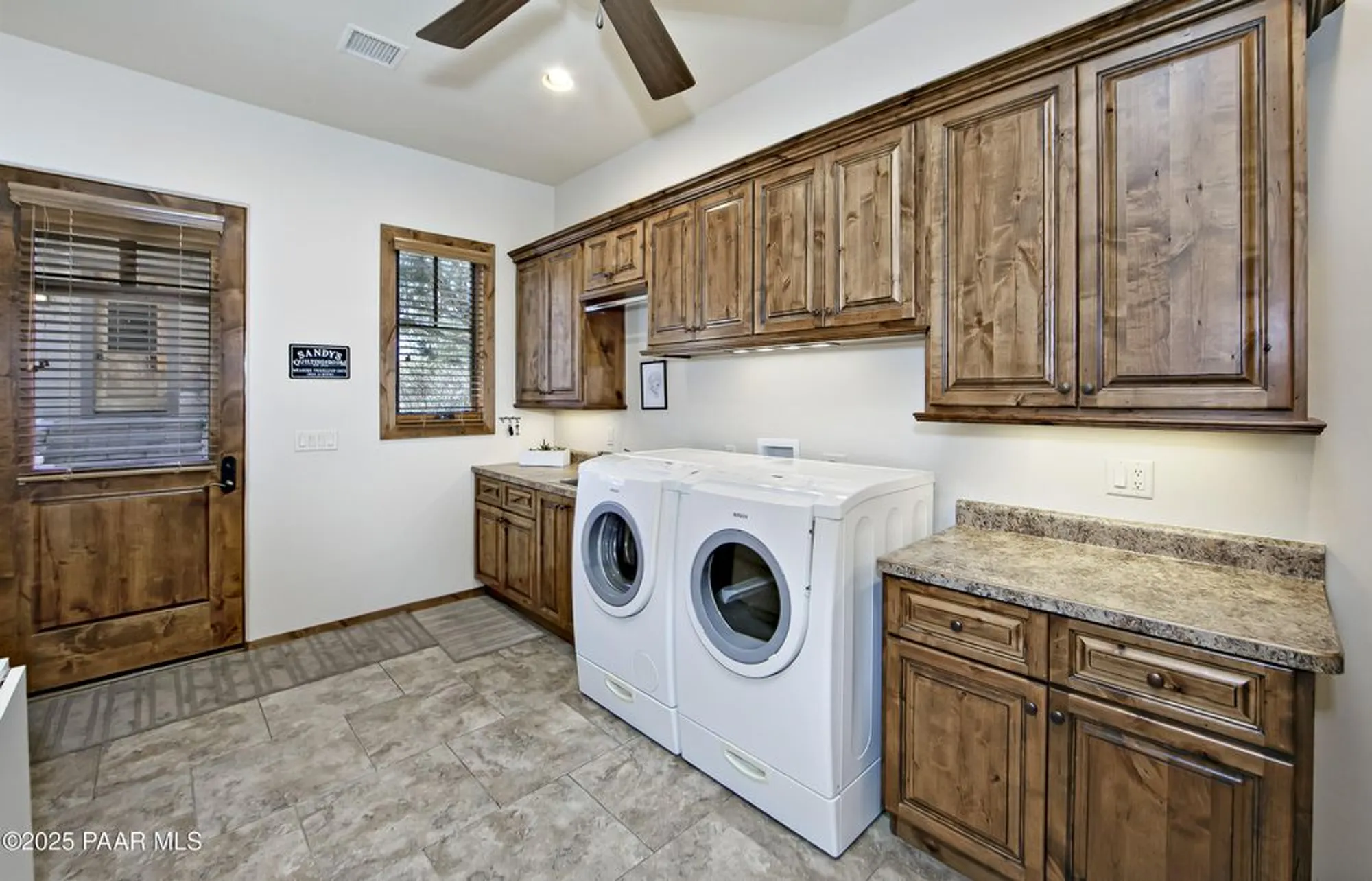 Property Slideshow image 27 of 45 | 12050 w whipsaw way, Prescott, AZ, 86305