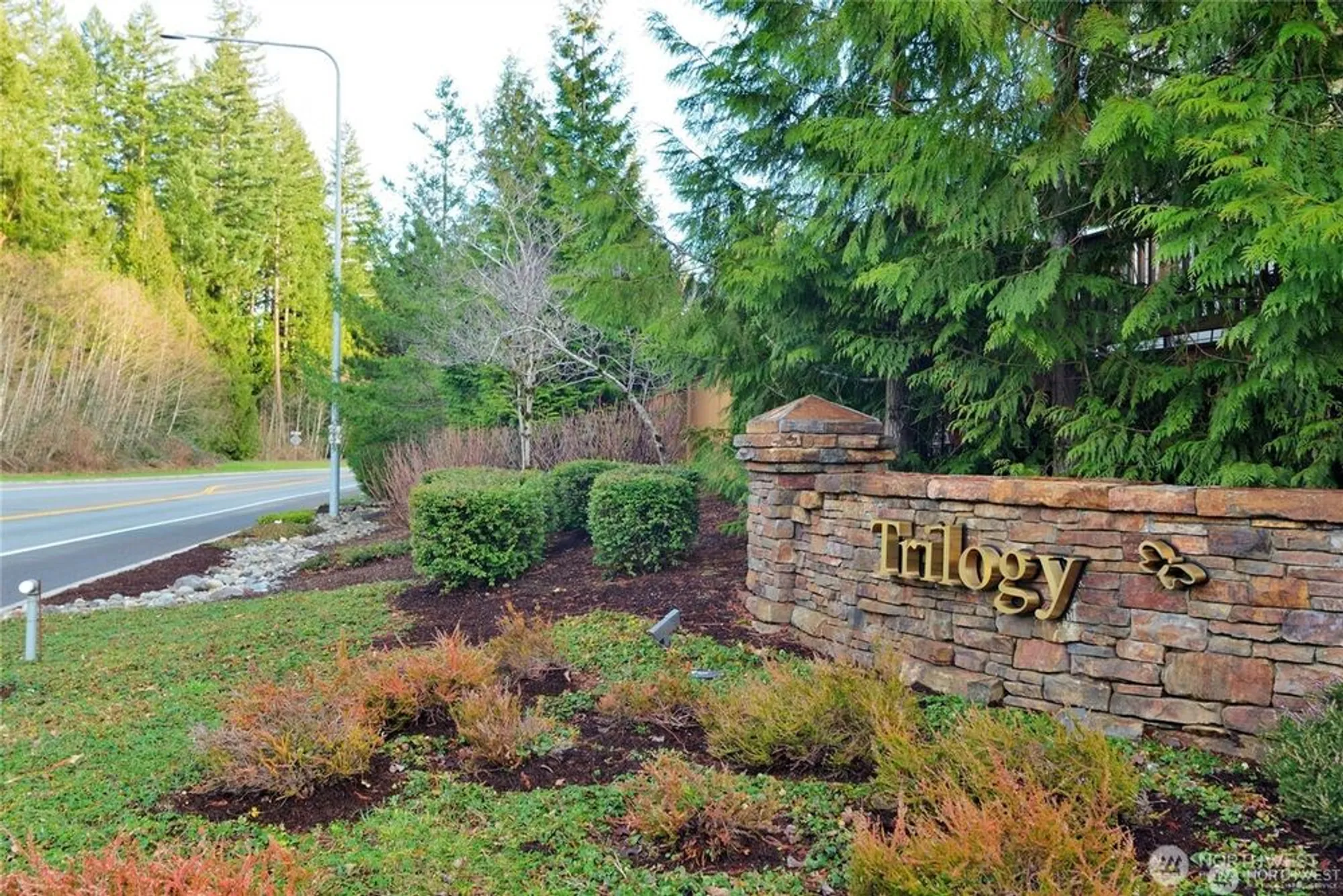 Property Slideshow image 39 of 40 | 12832 231st pl, Redmond, WA, 98053