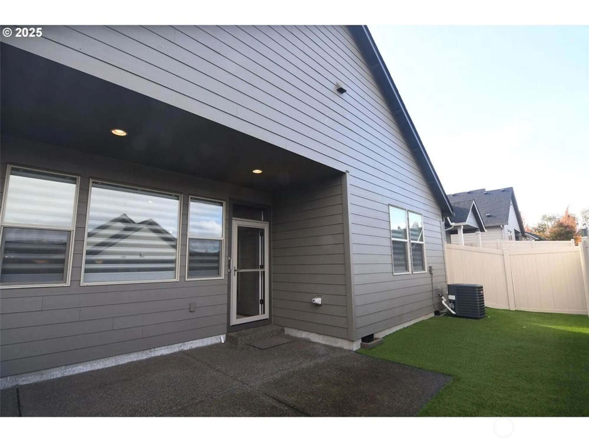 Property Slideshow image 36 of 40 | 1618 ne 174th st, Ridgefield, WA, 98642