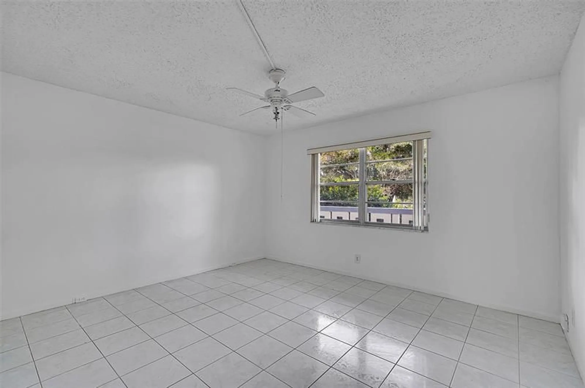 Property Slideshow image 16 of 32 | 2504 antigua ter h2, Coconut Creek, FL, 33066