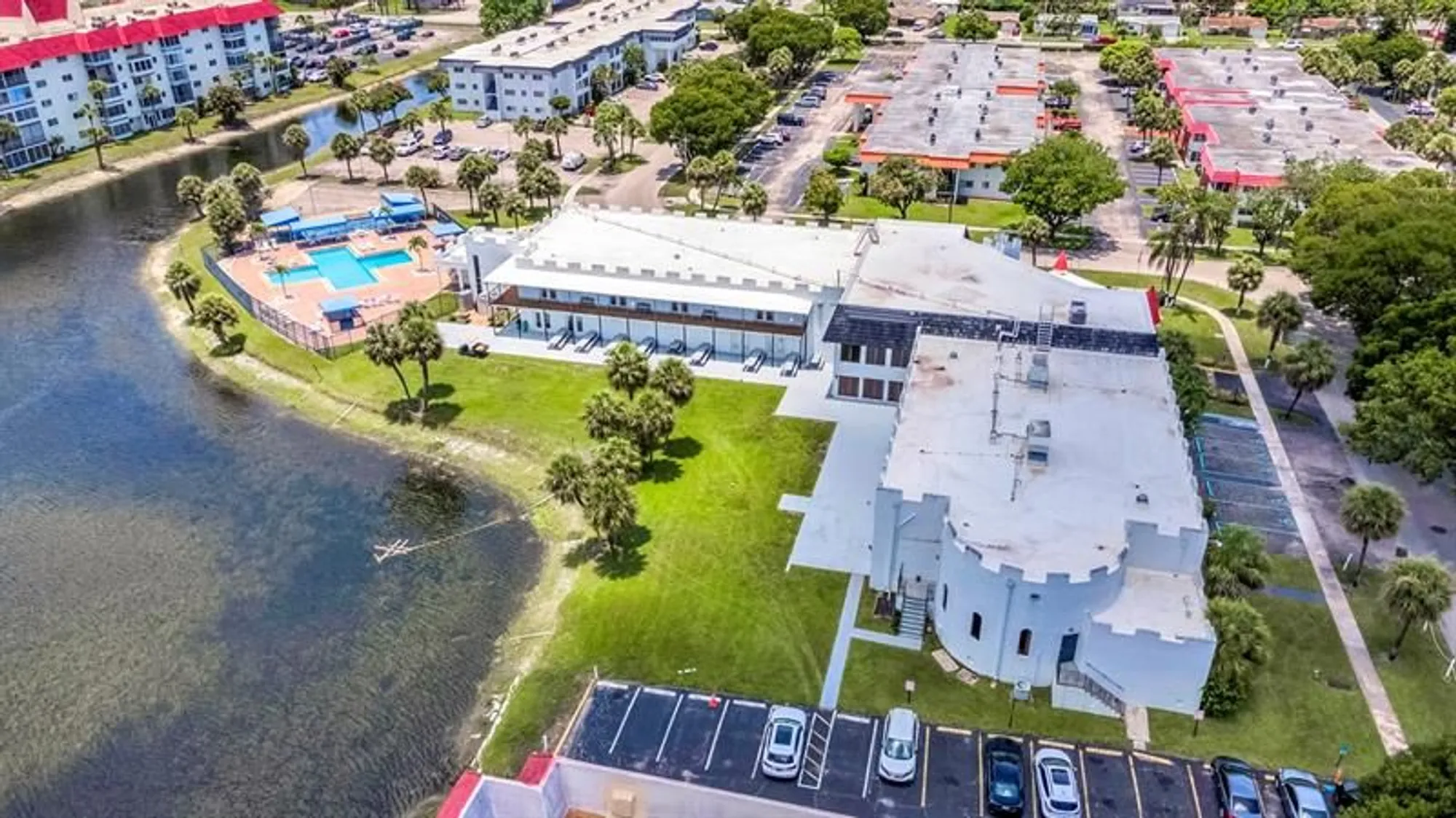 Property Slideshow image 42 of 46 | 4750 nw 22nd ct 417, Lauderhill, FL, 33313