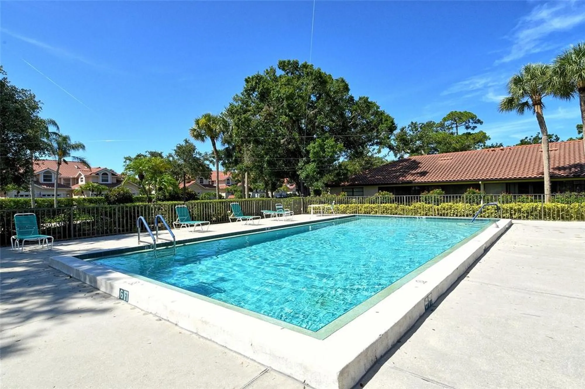 Property Slideshow image 33 of 34 | 5598 golf pointe dr unit a-1, Sarasota, FL, 34243