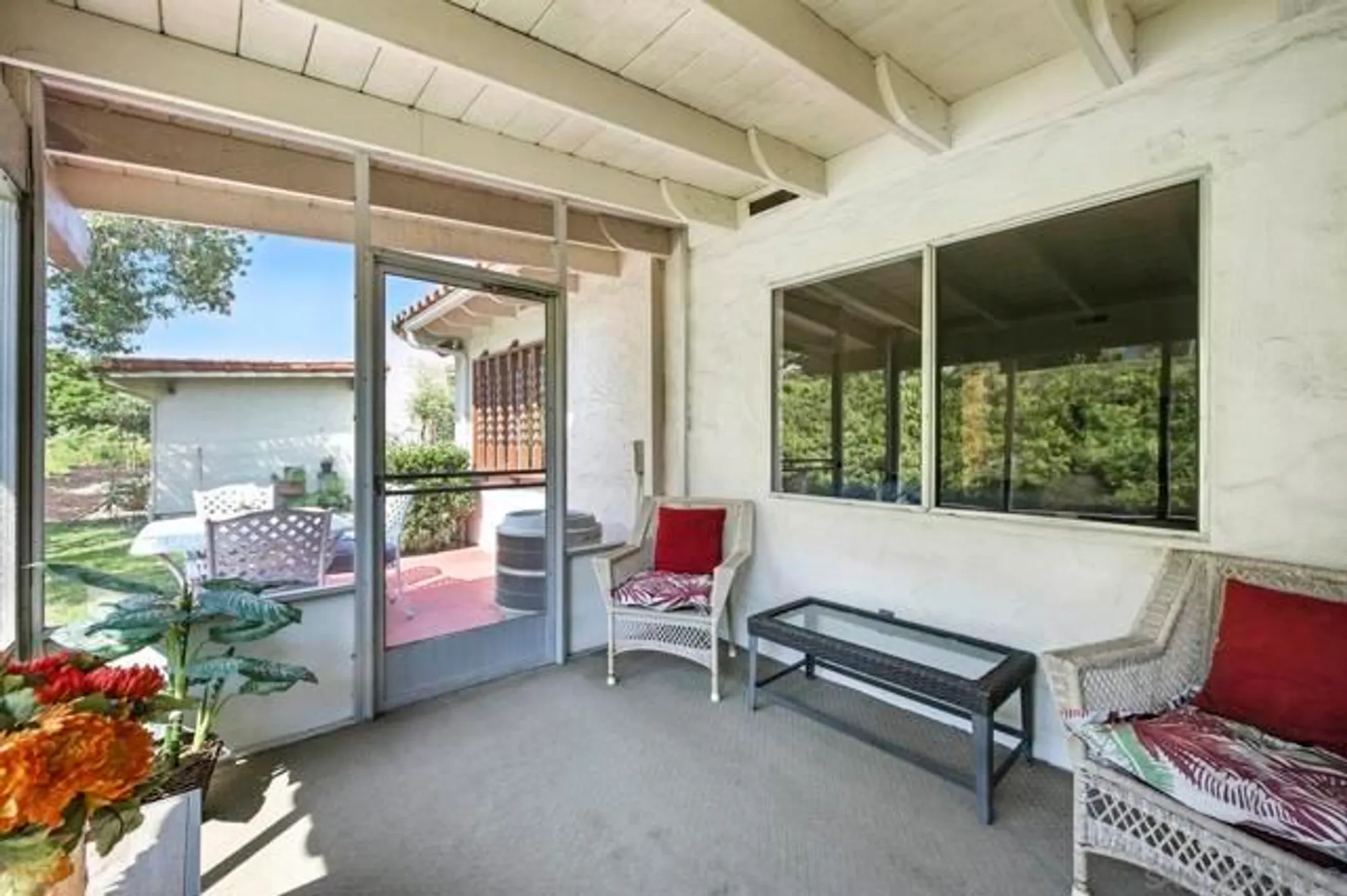Property Slideshow image 6 of 35 | 16660 roca dr, San Diego, CA, 92128