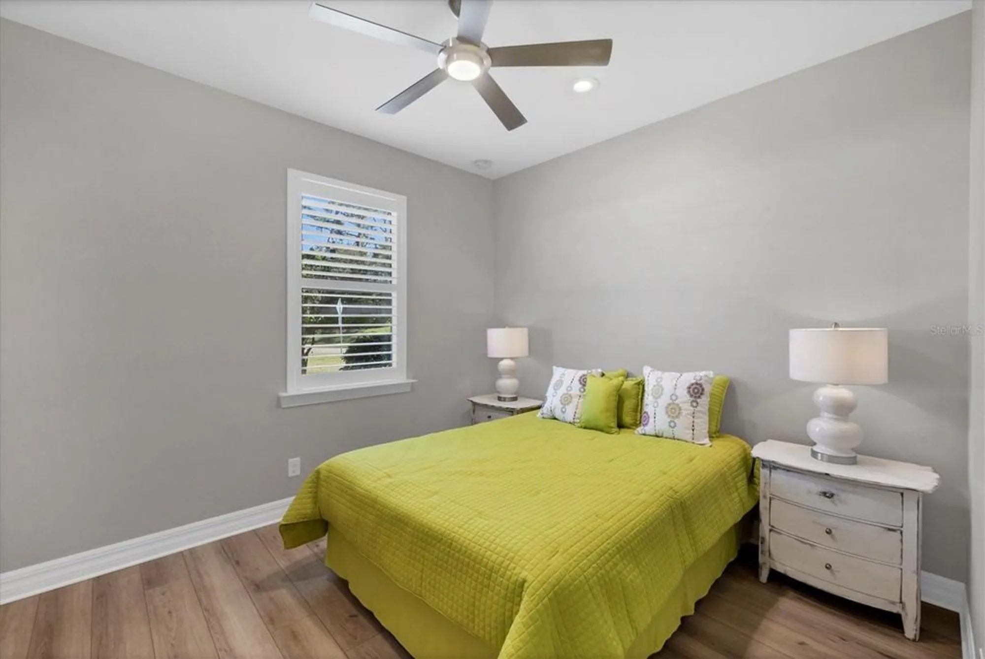 Property Slideshow image 28 of 66 | 6144 abaco dr, Sarasota, FL, 34238