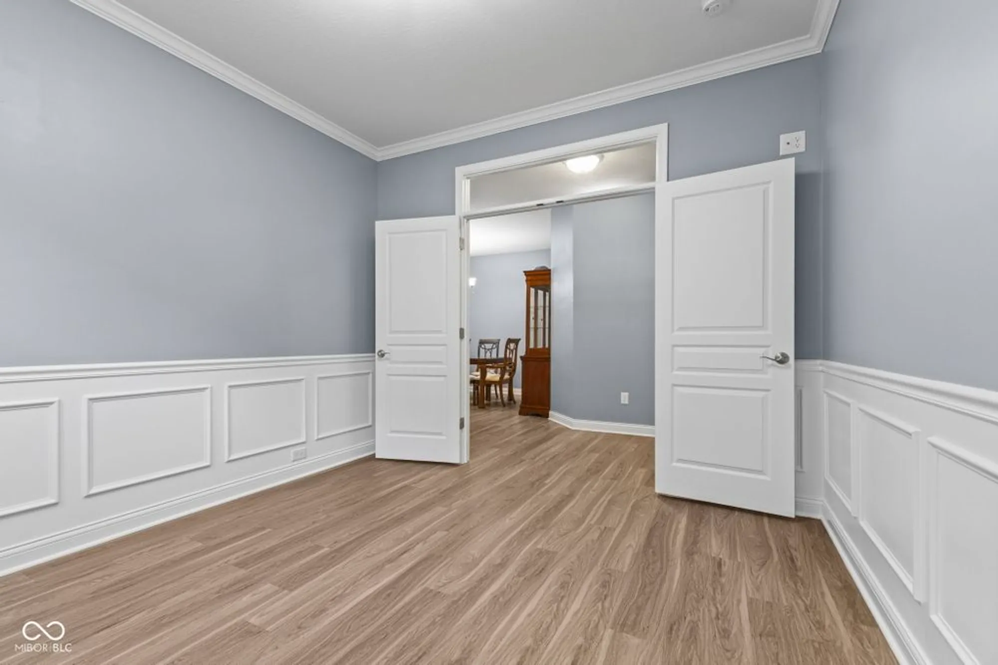 Property Slideshow image 19 of 35 | 5833 lyster ln, Indianapolis, IN, 46239