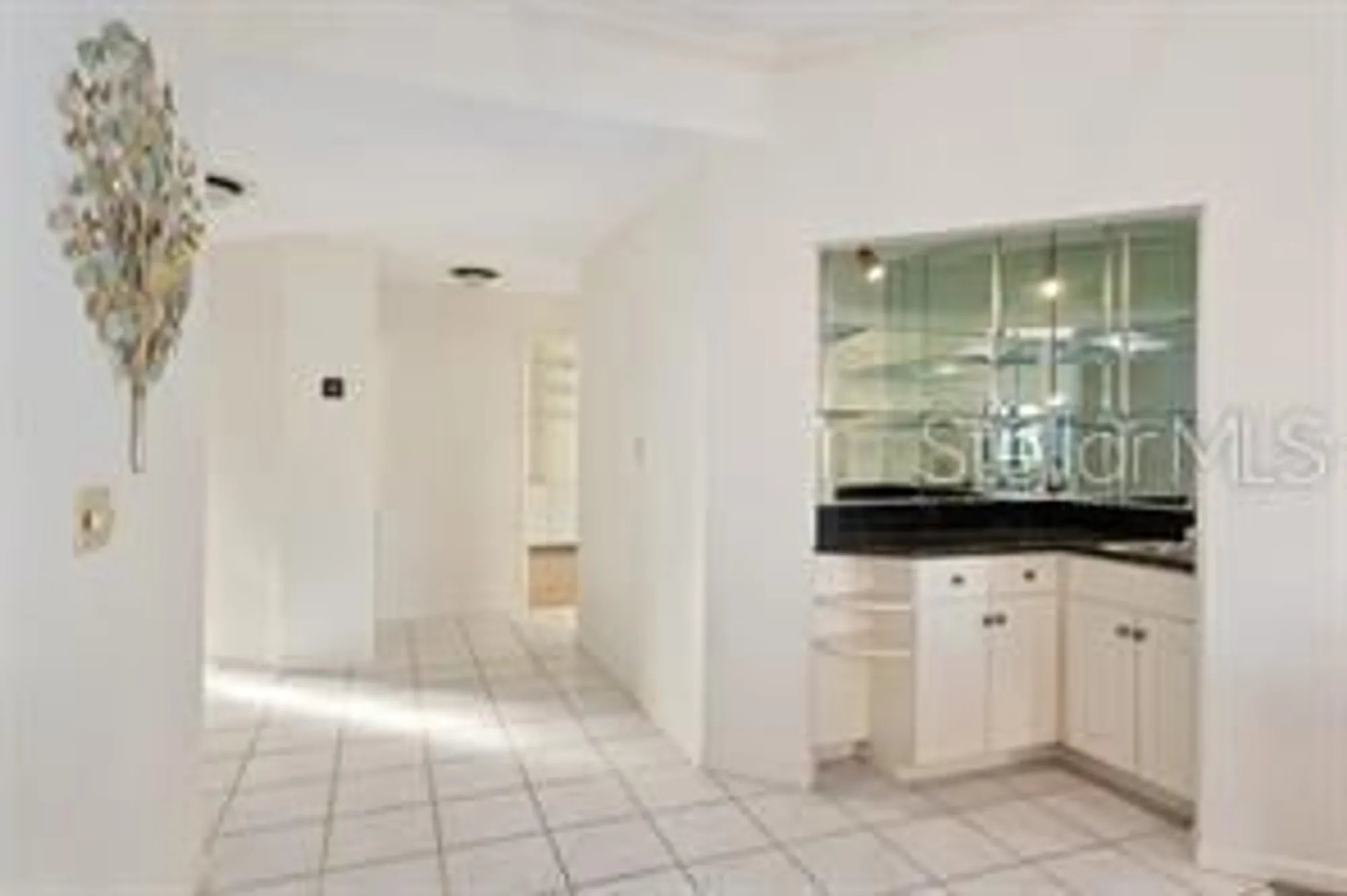 Property Slideshow image 6 of 52 | 5259 heron way # 103, Sarasota, FL, 34231