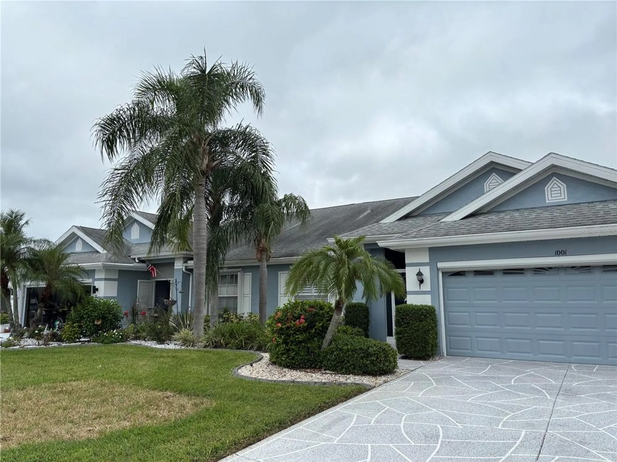 Property Slideshow image 2 of 17 | 1001 otter mill way # 1001, Sun City Center, FL, 33573