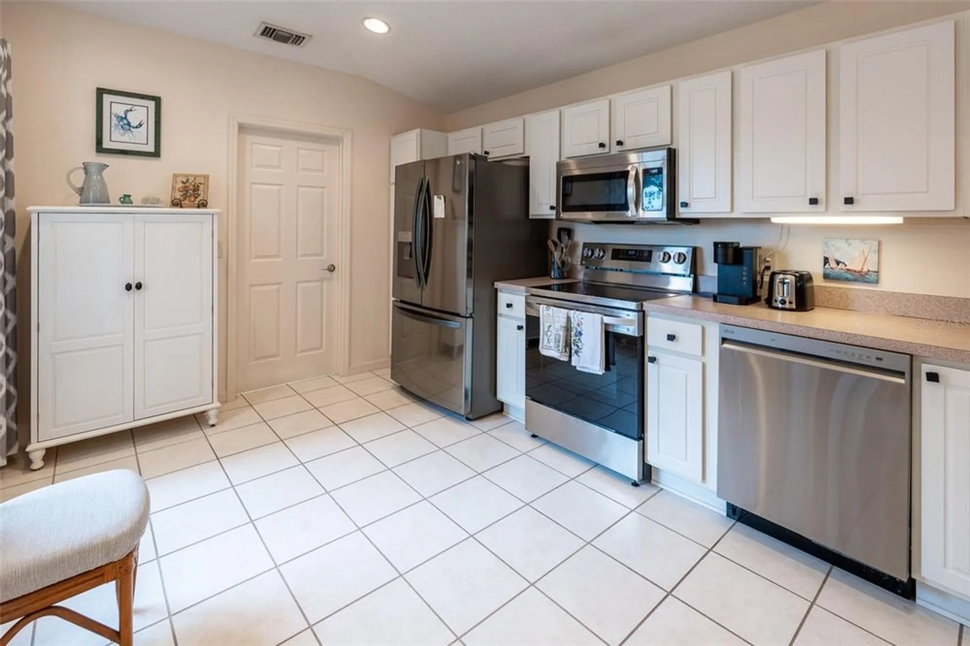 Property Slideshow image 15 of 55 | 15384 sw 14th avenue rd, Ocala, FL, 34473