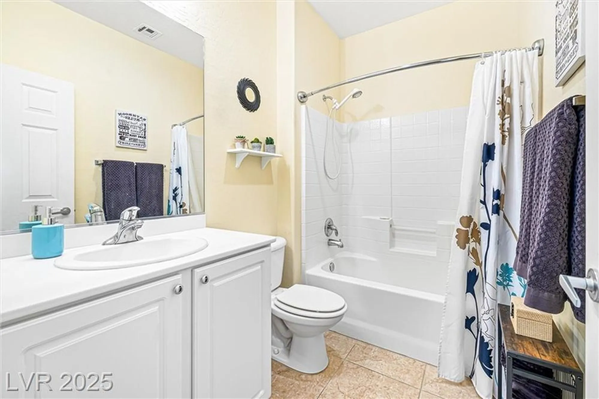Property Slideshow image 24 of 40 | 7905 grey teal st, North Las Vegas, NV, 89084