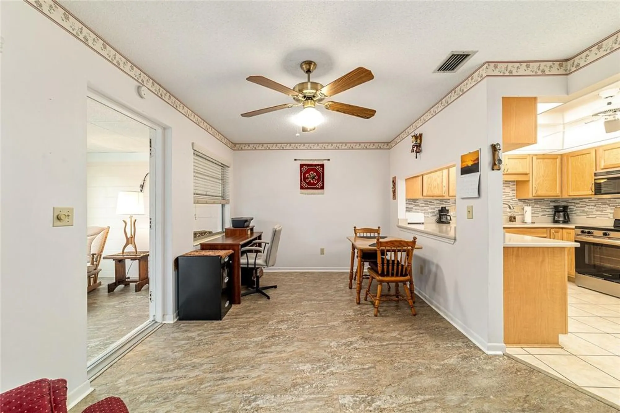 Property Slideshow image 12 of 45 | 8657 sw 97th lane rd a, Ocala, FL, 34481