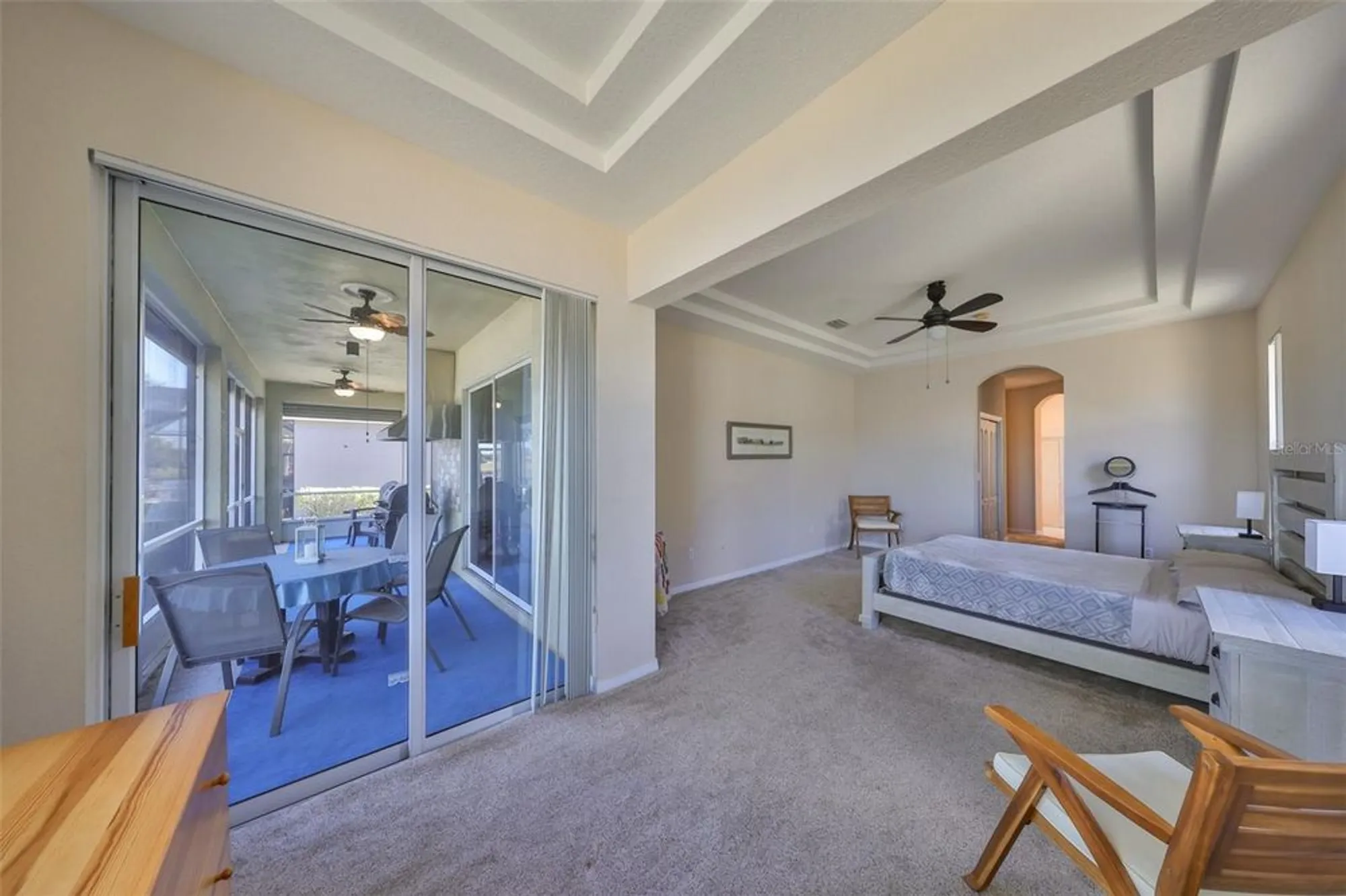 Property Slideshow image 13 of 35 | 1031 emerald dunes dr, Sun City Center, FL, 33573