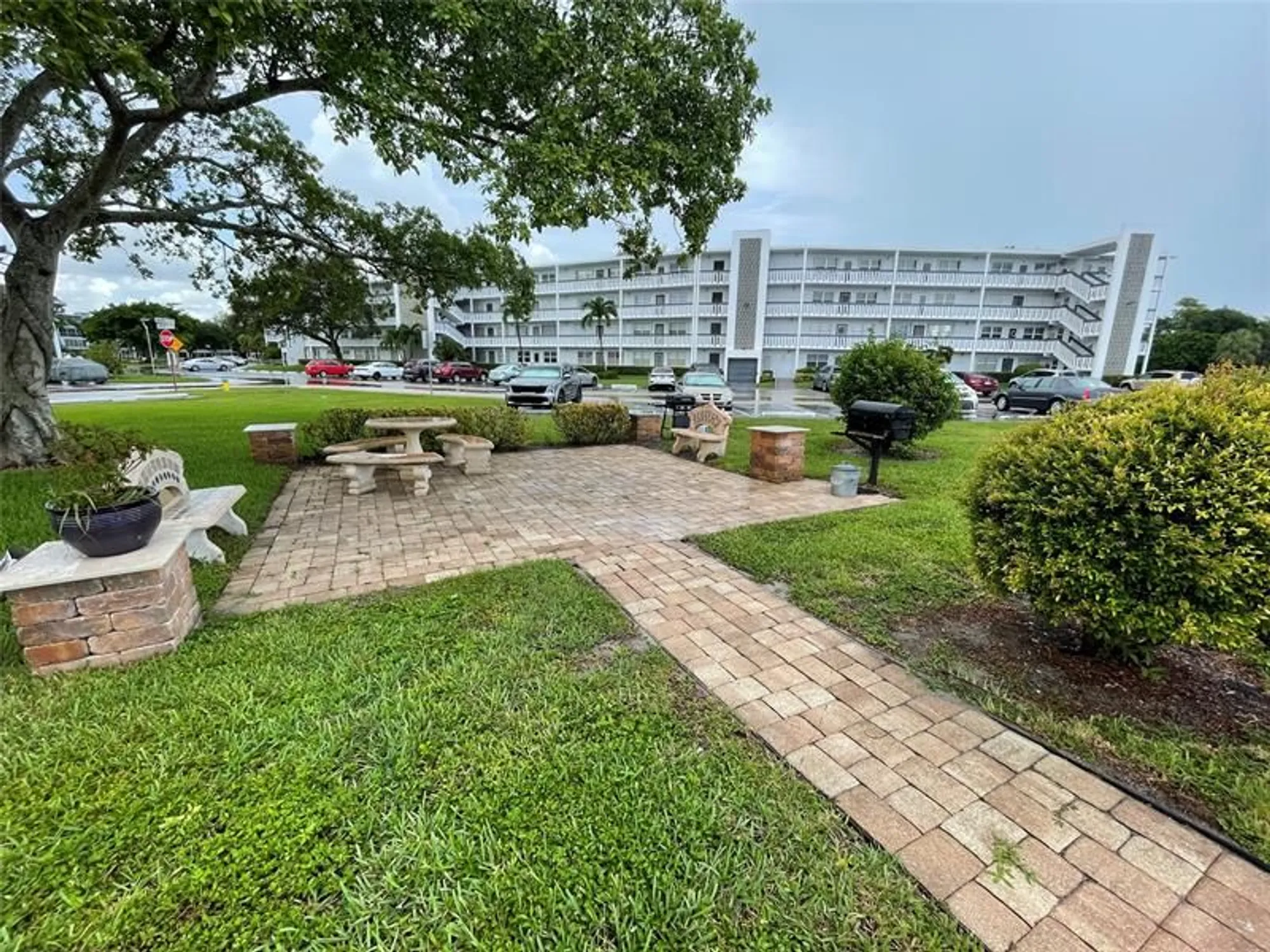 Property Slideshow image 1 of 69 | 139 oakridge j # 139, Deerfield Beach, FL, 33442