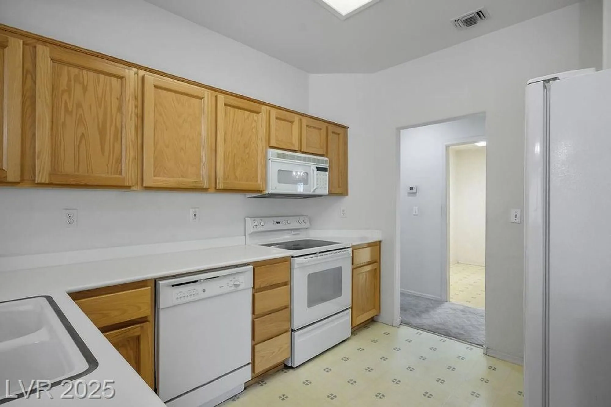 Property Slideshow image 11 of 71 | 11029 rackhurst ave, Las Vegas, NV, 89134