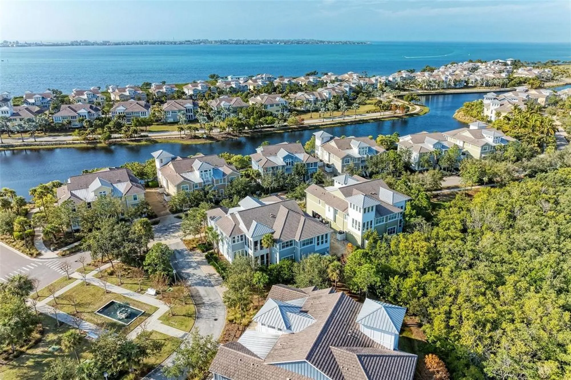 Property Slideshow image 3 of 95 | 315 sapphire lake dr 201, Bradenton, FL, 34209