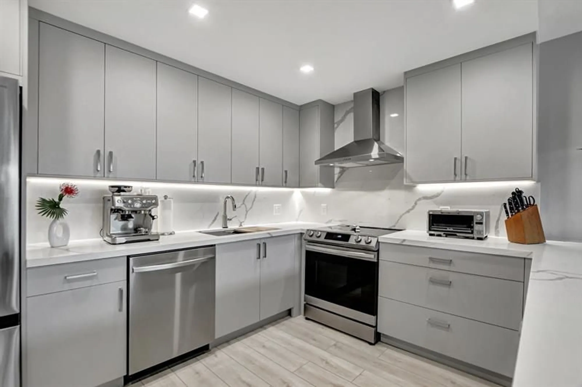 Property Slideshow image 21 of 43 | 3107 cambridge e unit e, Deerfield Beach, FL, 33442