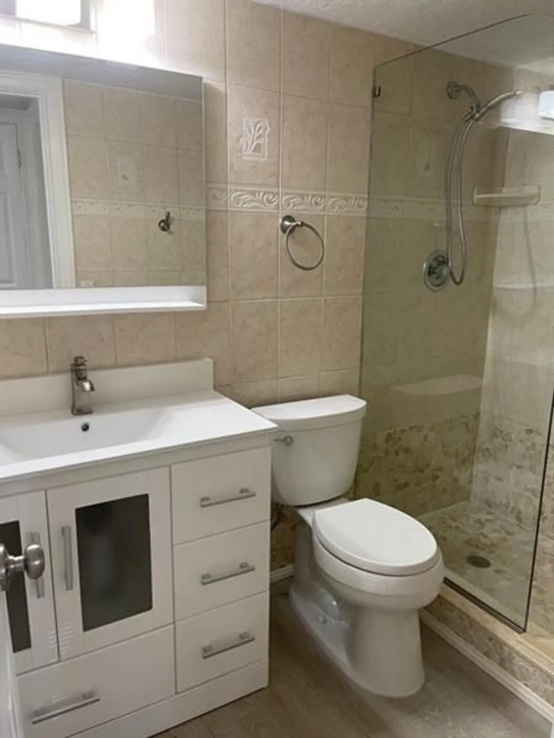 Property Slideshow image 17 of 32 | 2731 ne 14th street cswy 103, Pompano Beach, FL, 33062