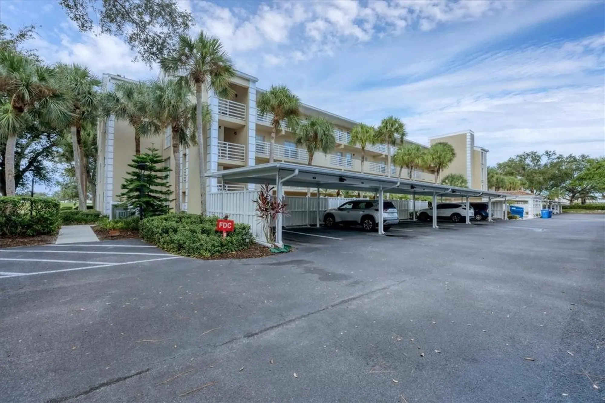 Property Slideshow image 2 of 56 | 823 wexford blvd # 823, Venice, FL, 34293
