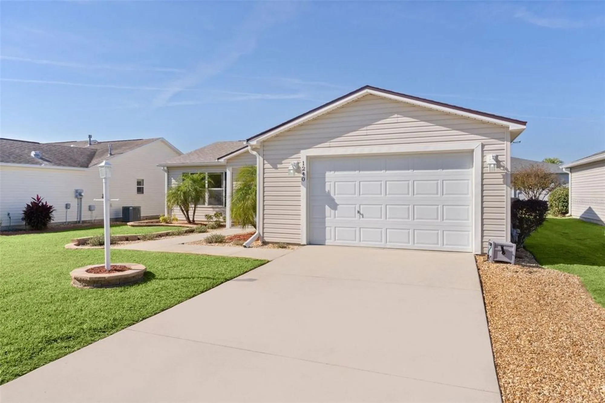 Property Slideshow image 34 of 40 | 1240 pageland way, The Villages, FL, 32162