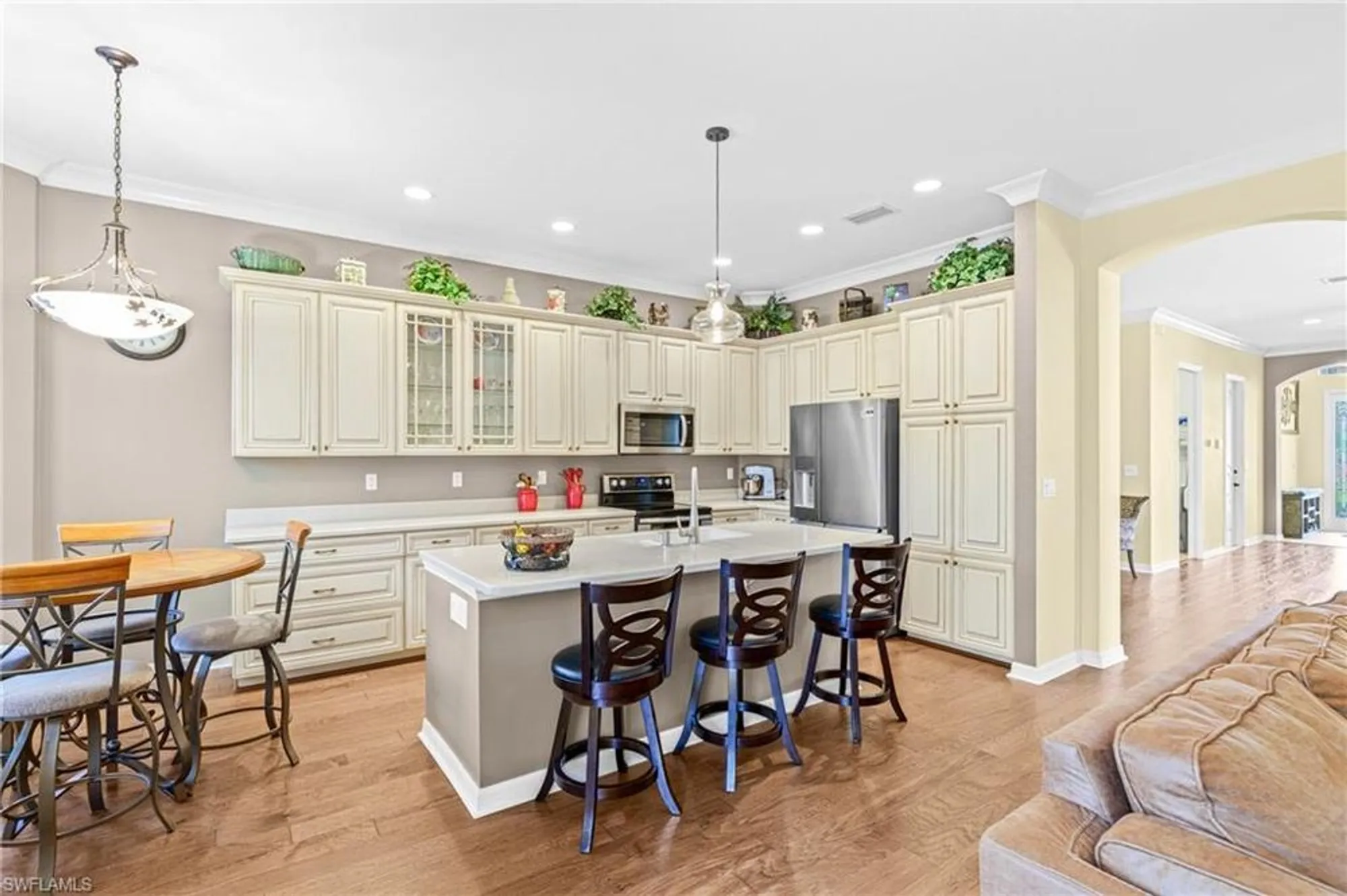 Property Slideshow image 9 of 48 | 9410 sun river way, Estero, FL, 33928