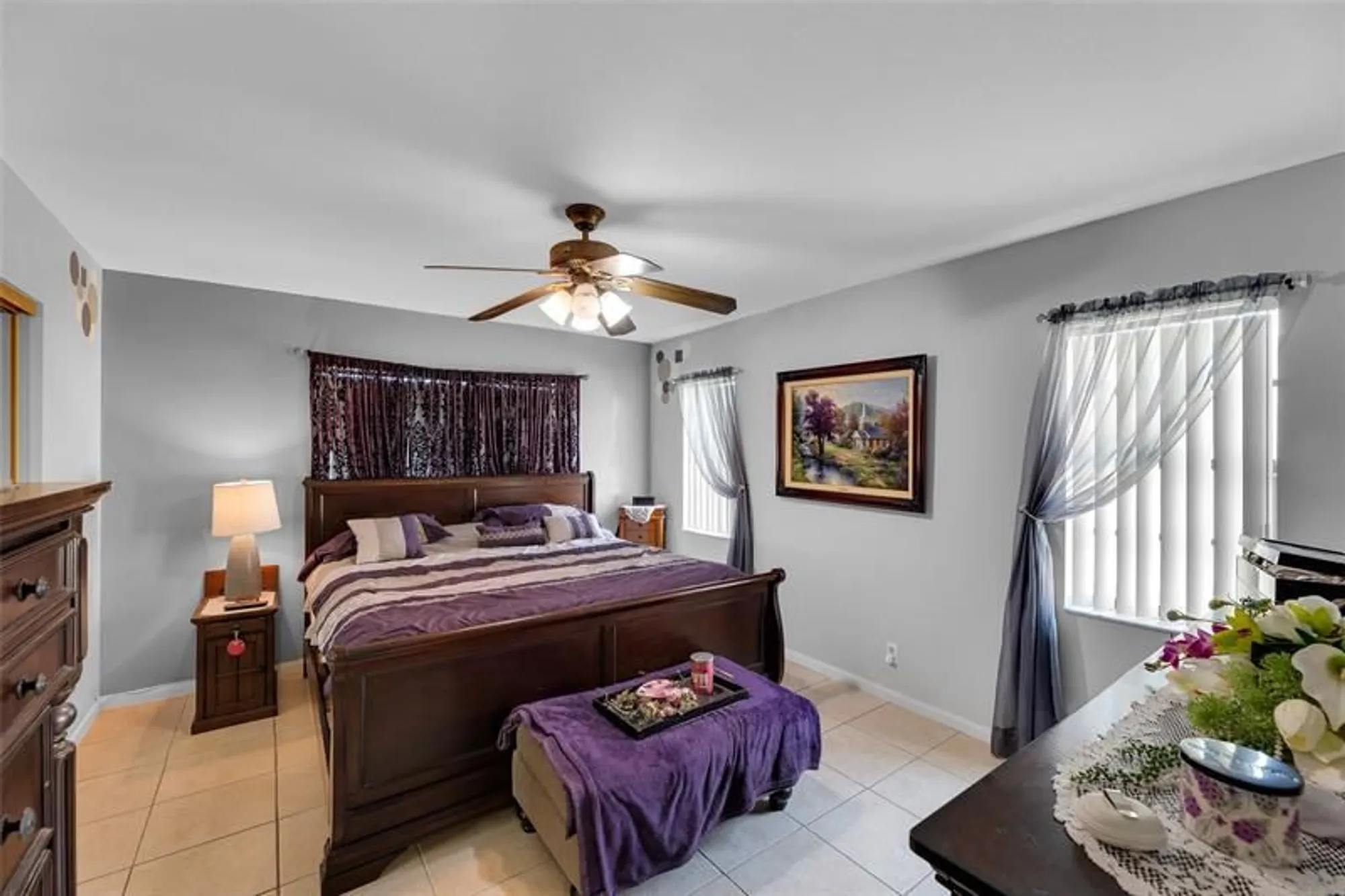 Property Slideshow image 10 of 50 | 9802 nw 75th ct, Tamarac, FL, 33321