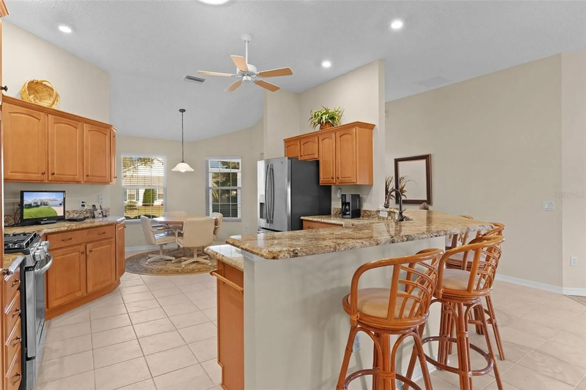 Property Slideshow image 17 of 49 | 2864 manor downs, The Villages, FL, 32162
