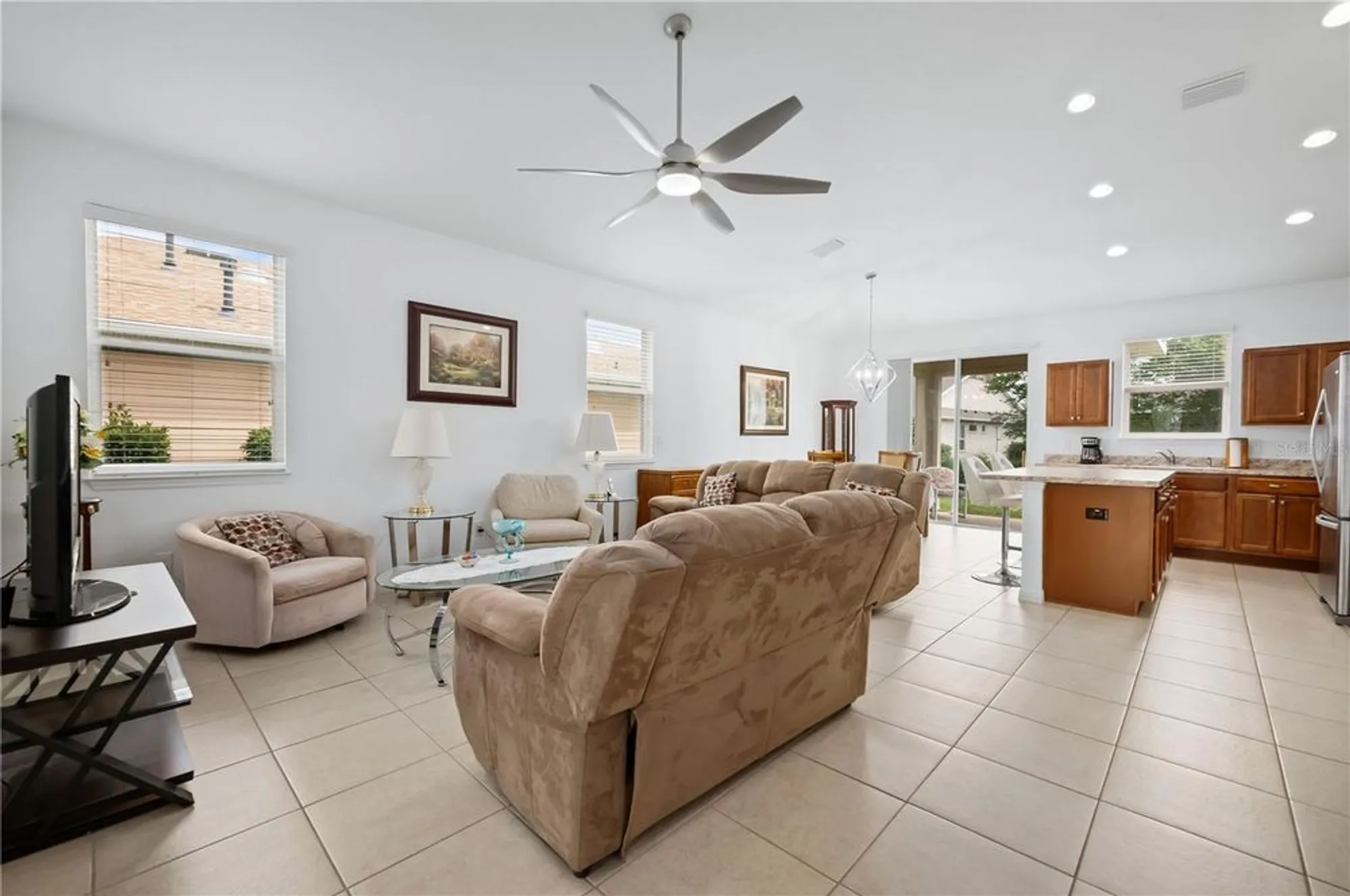 Property Slideshow image 9 of 66 | 5610 nw 37th lane rd, Ocala, FL, 34482