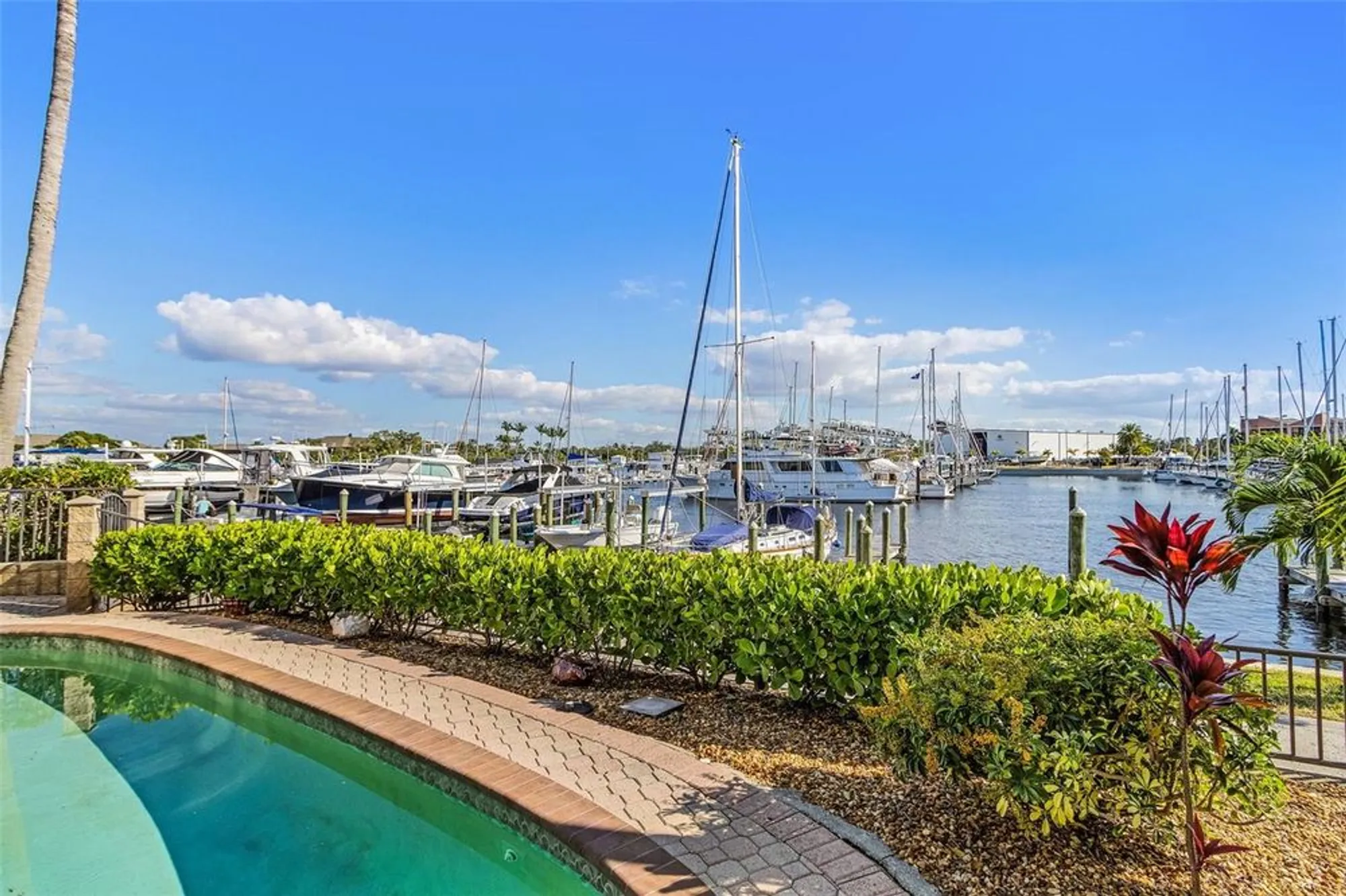 Property Slideshow image 20 of 58 | 3229 sunset key cir, Punta Gorda, FL, 33955
