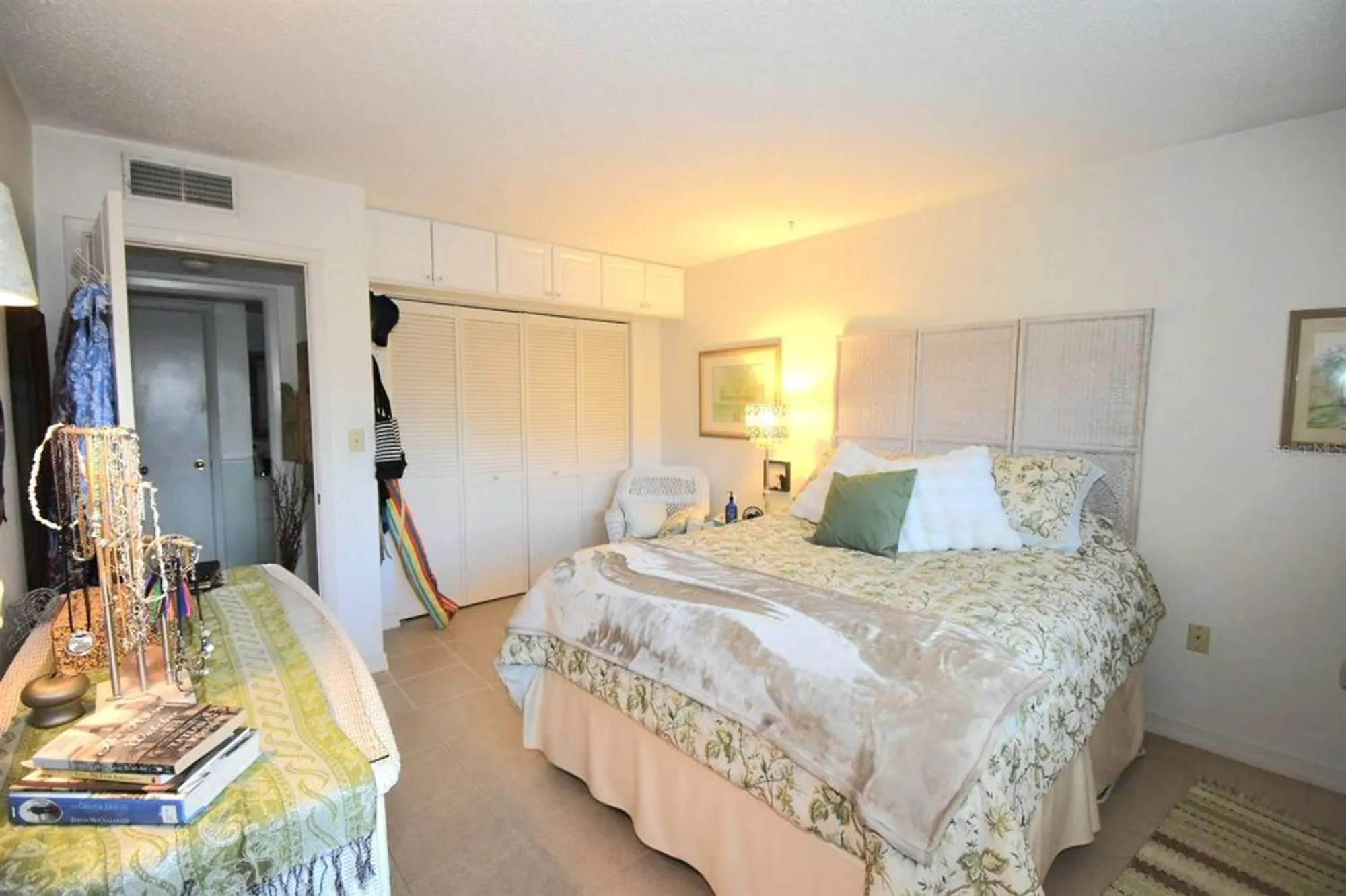 Property Slideshow image 18 of 30 | 948 virginia st apt 107, Dunedin, FL, 34698